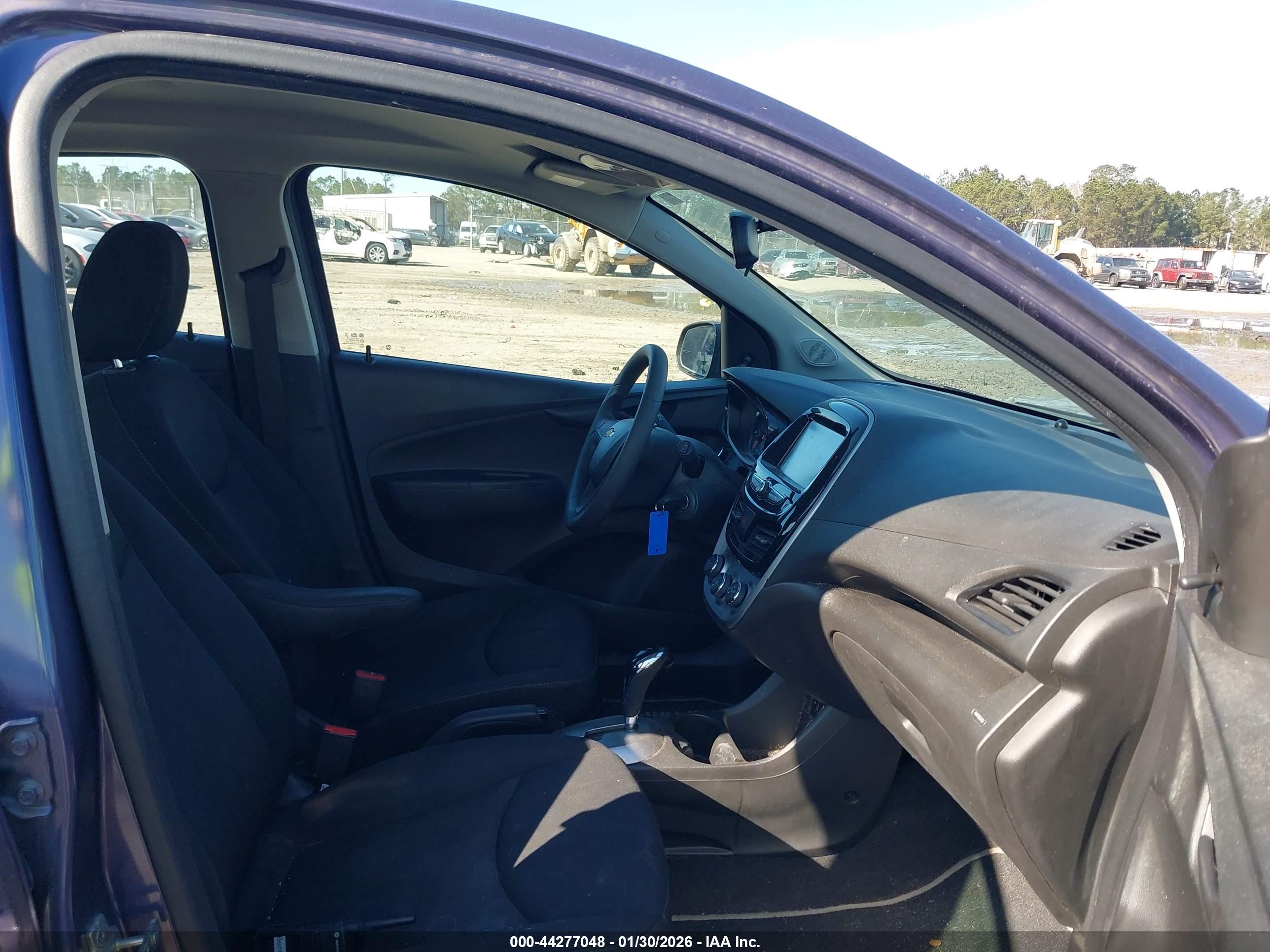 CHEVROLET SPARK image 5