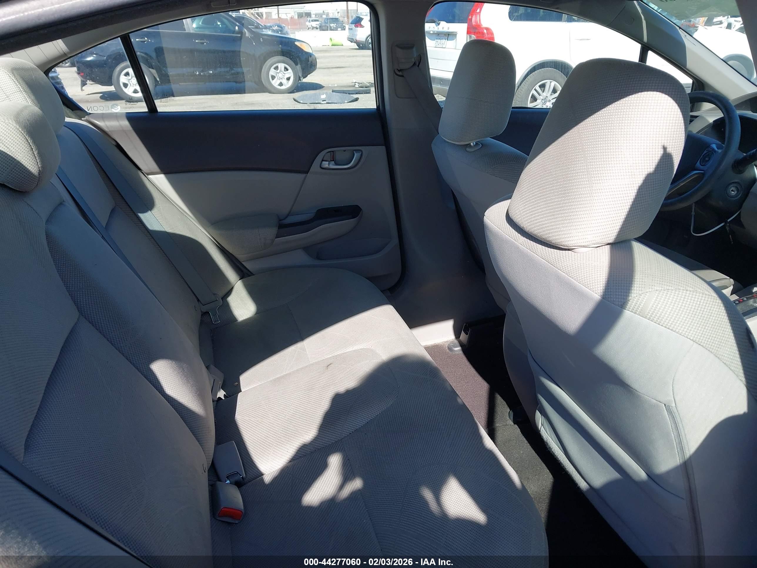 HONDA CIVIC image 8