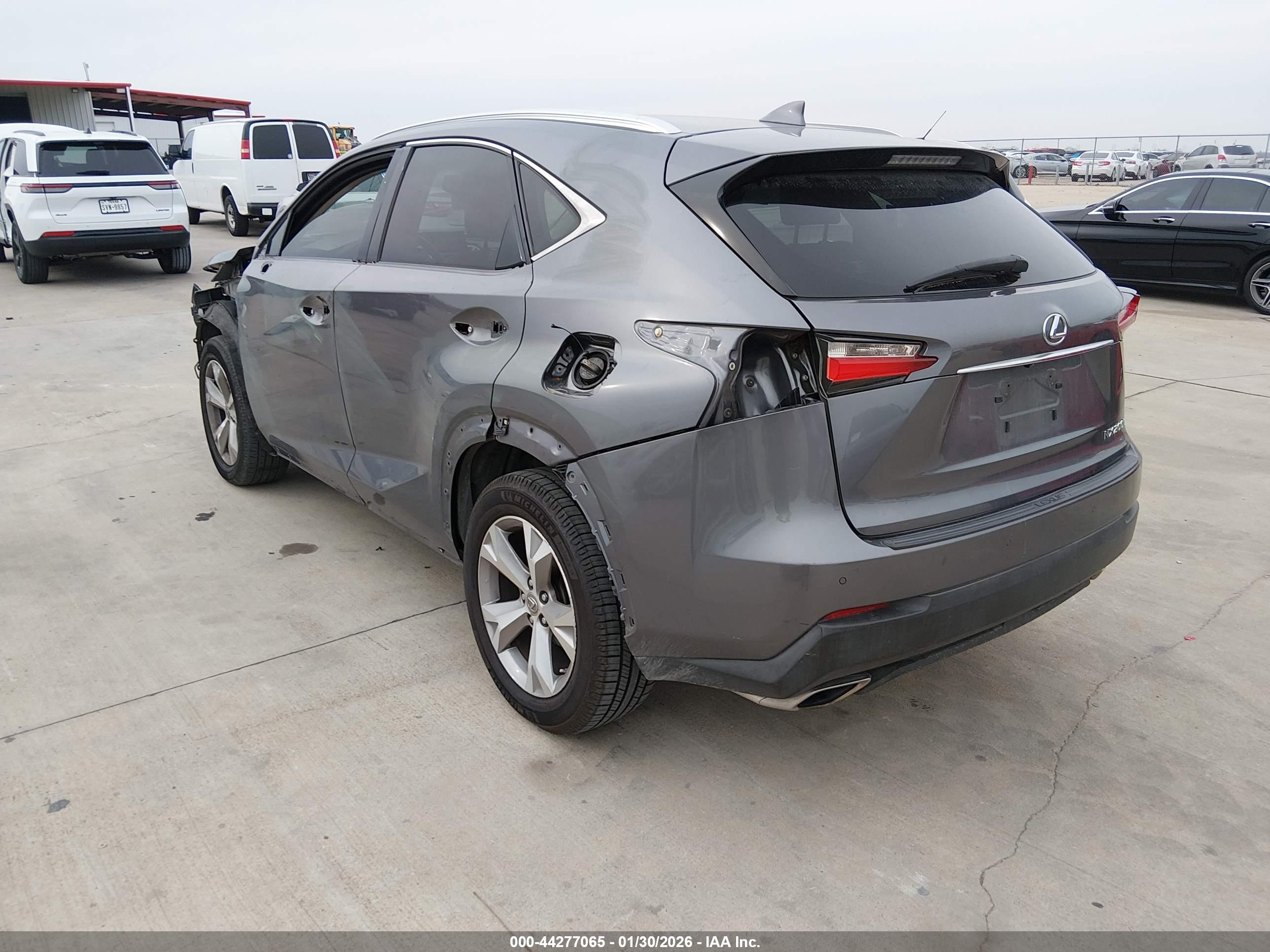 LEXUS NX image 3
