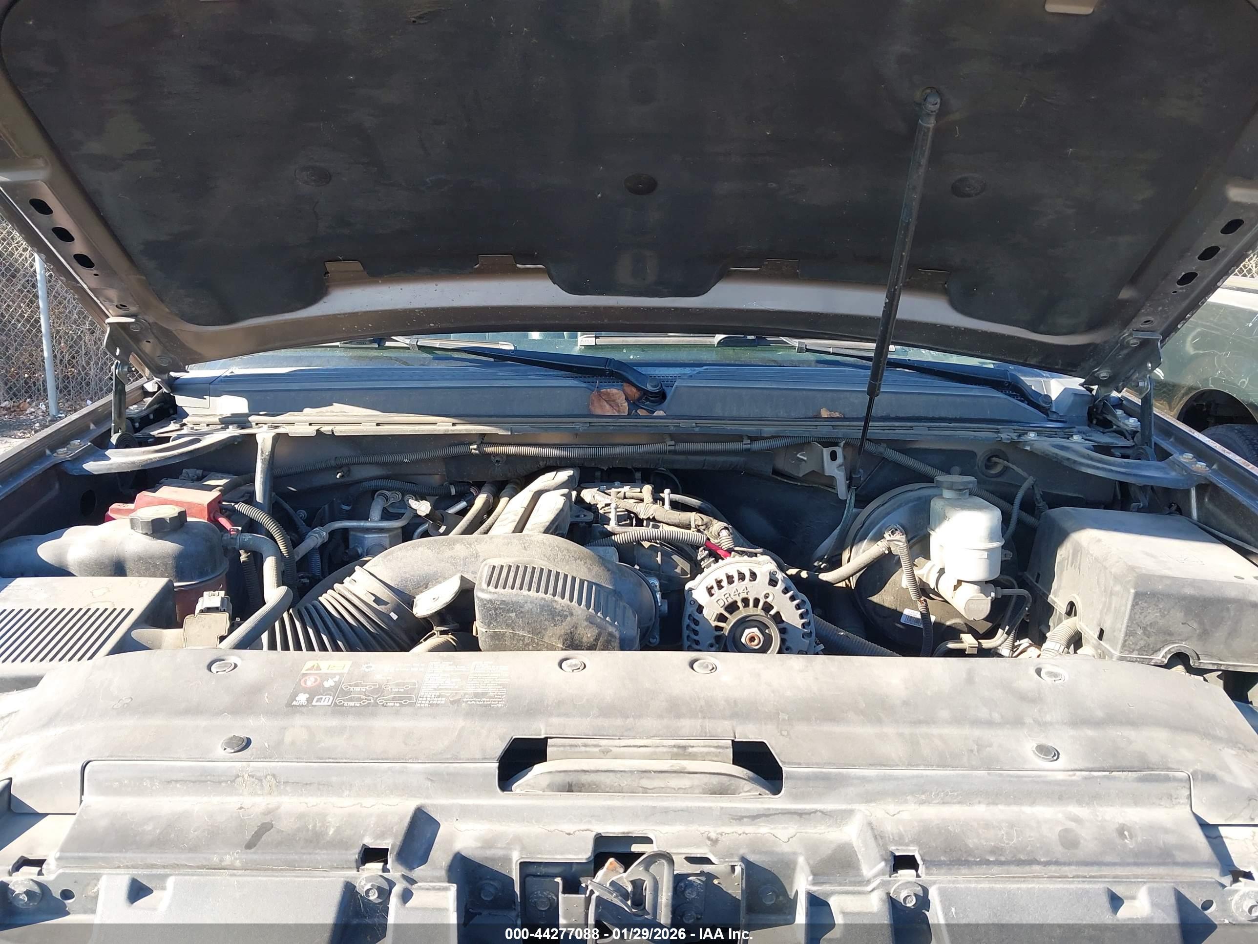 GMC YUKON image 10