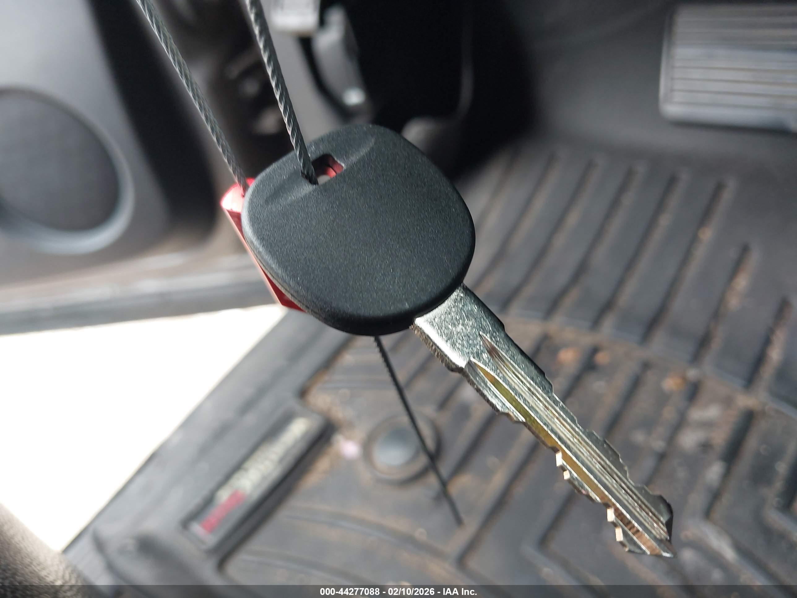GMC YUKON image 11