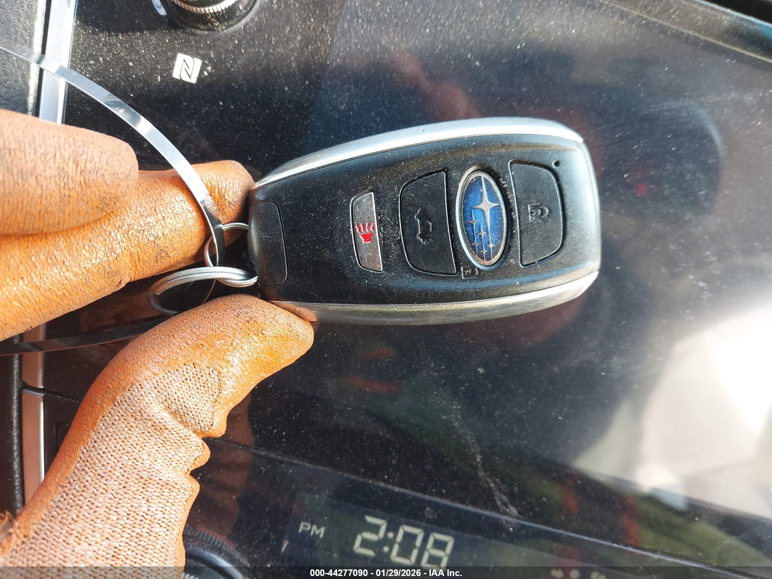 SUBARU OUTBACK image 11