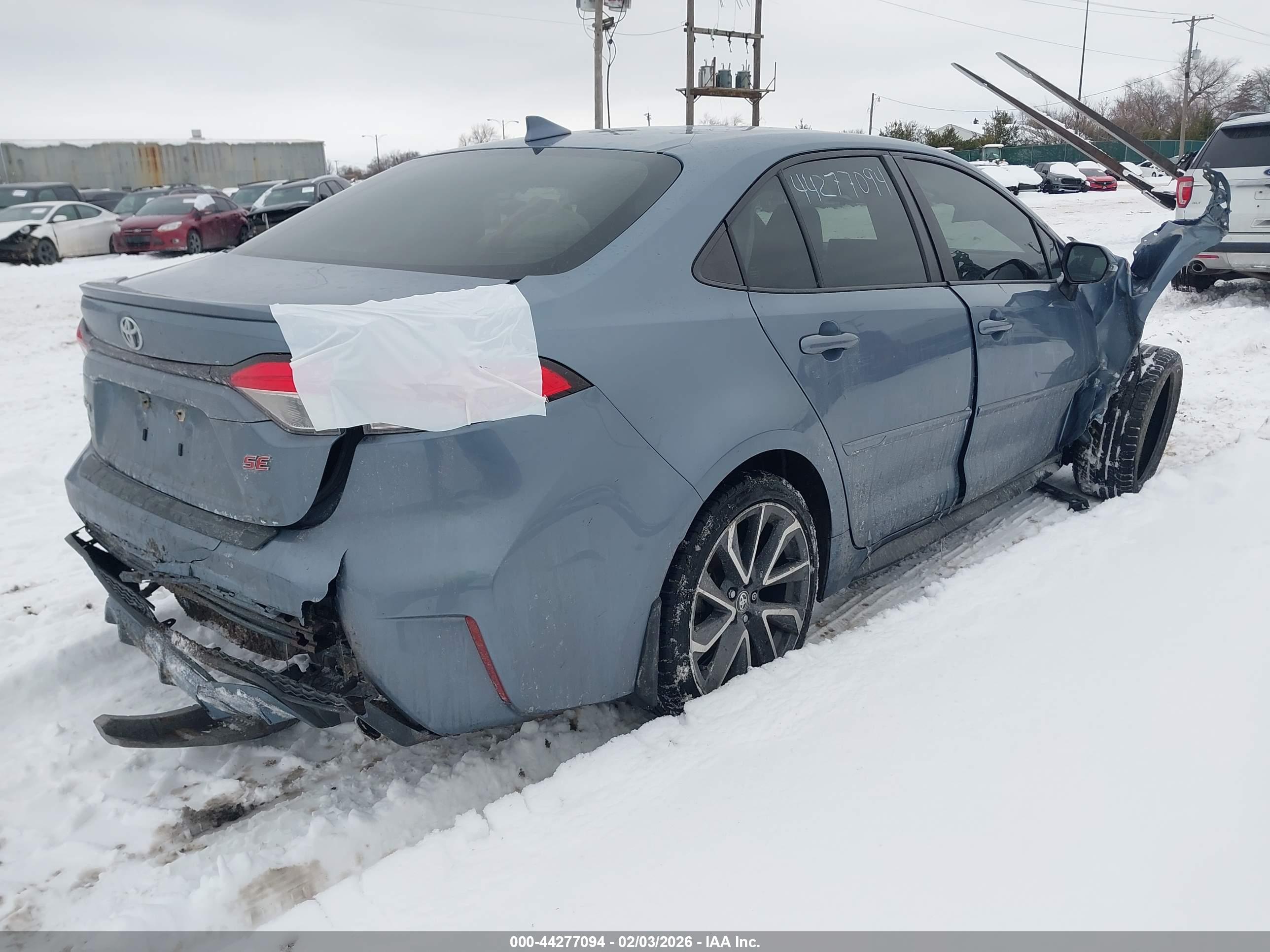 TOYOTA COROLLA image 4