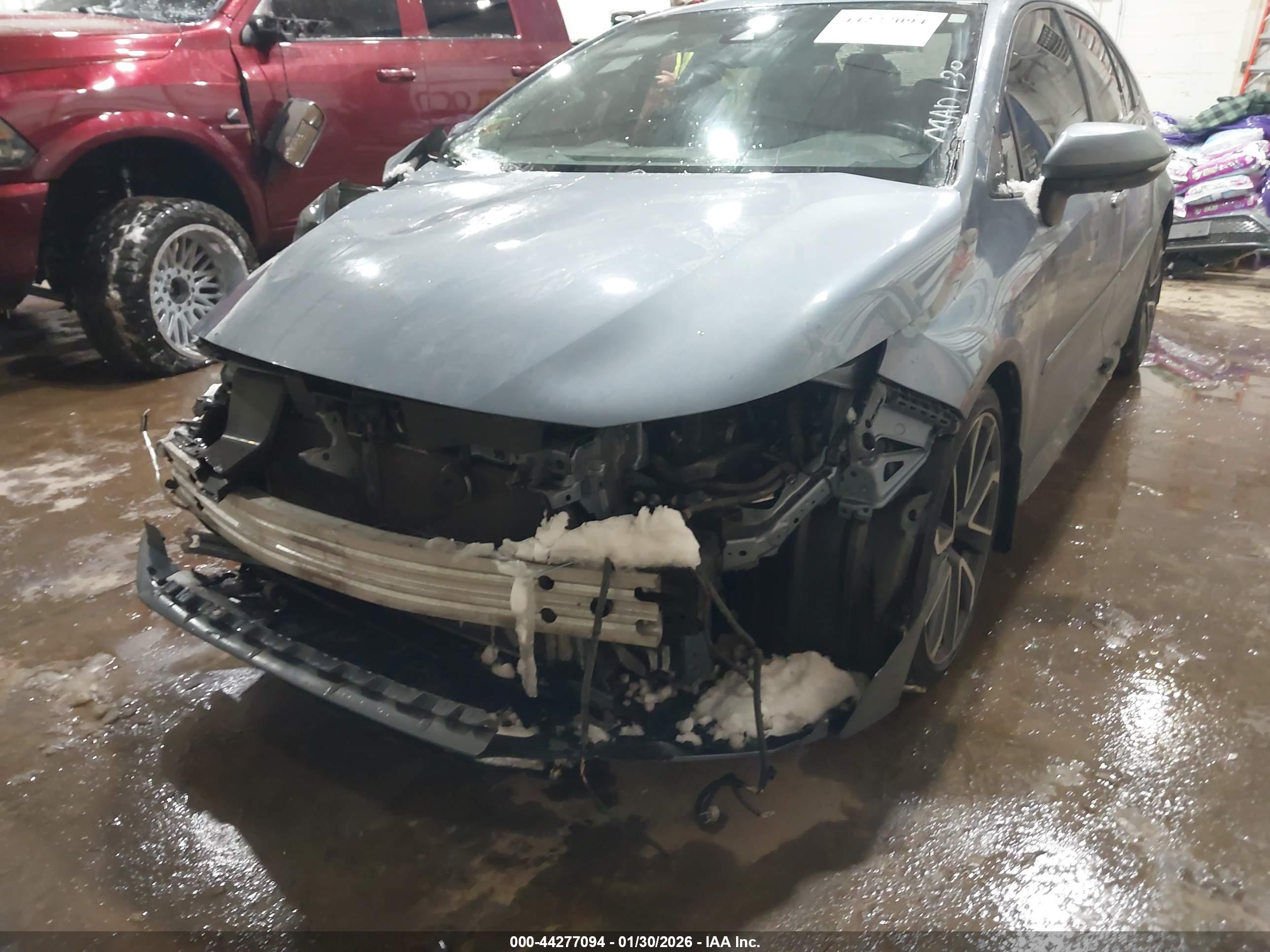 TOYOTA COROLLA image 6