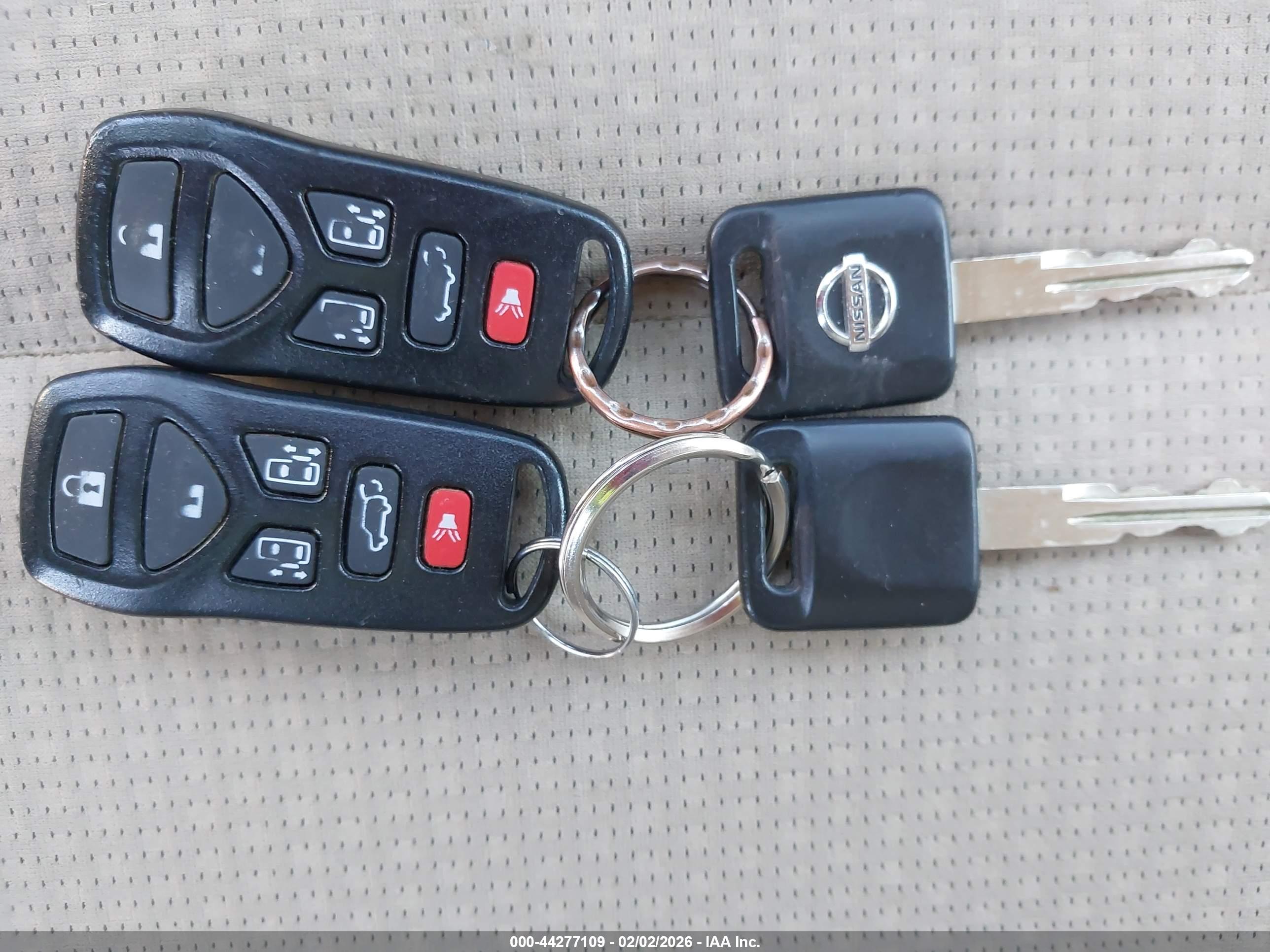 NISSAN QUEST image 11