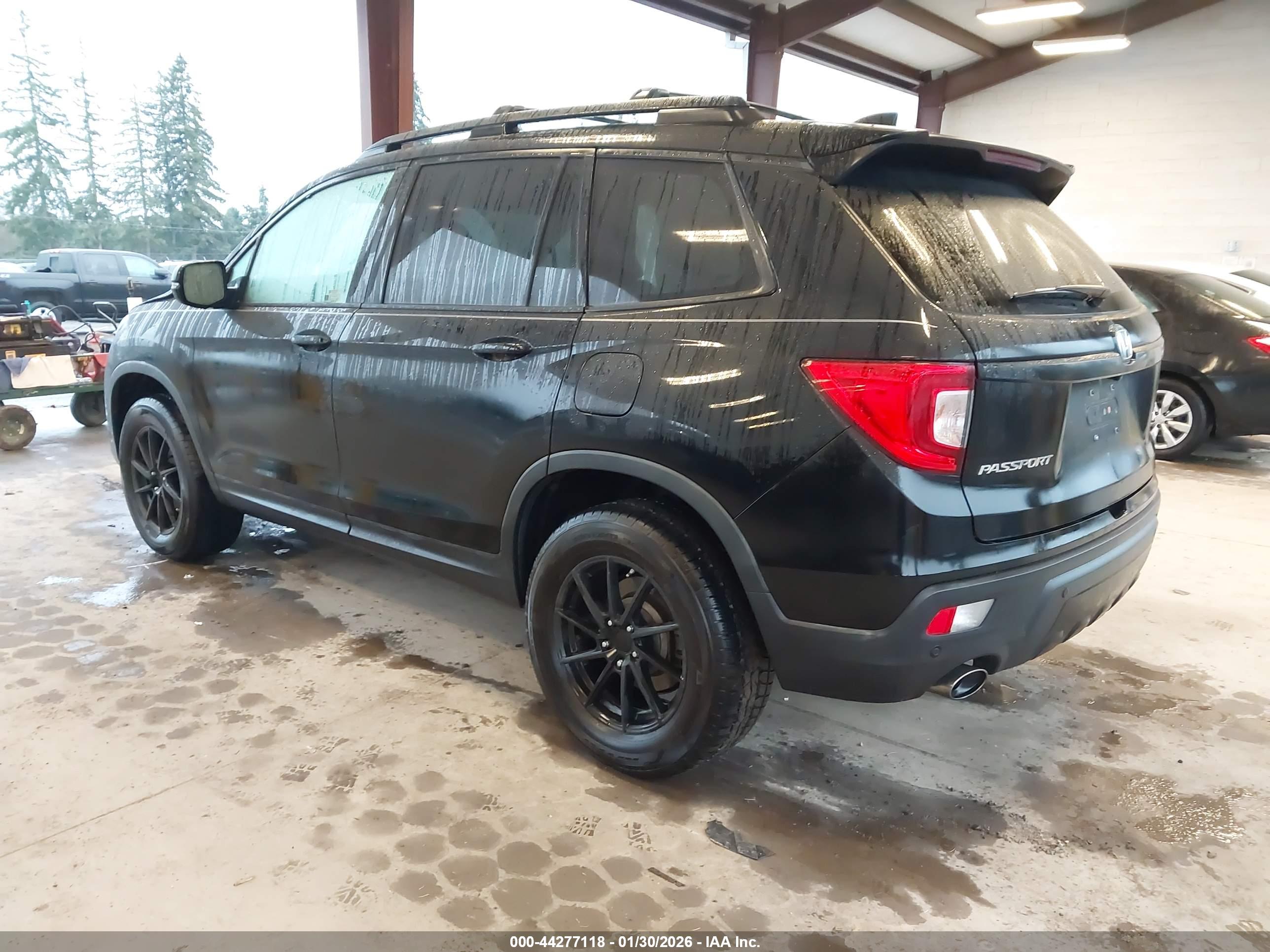 HONDA PASSPORT image 3