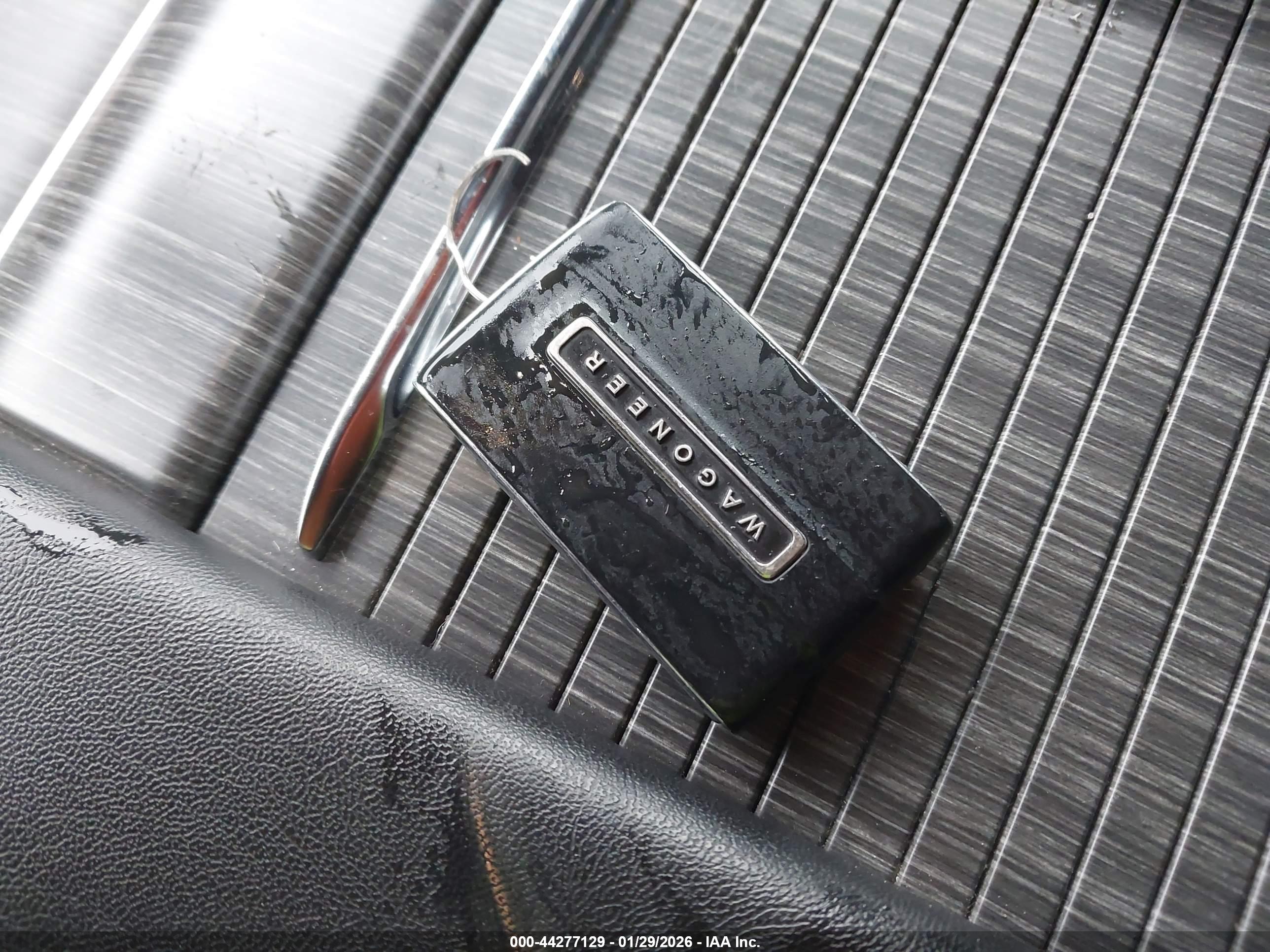 JEEP WAGONEER image 11