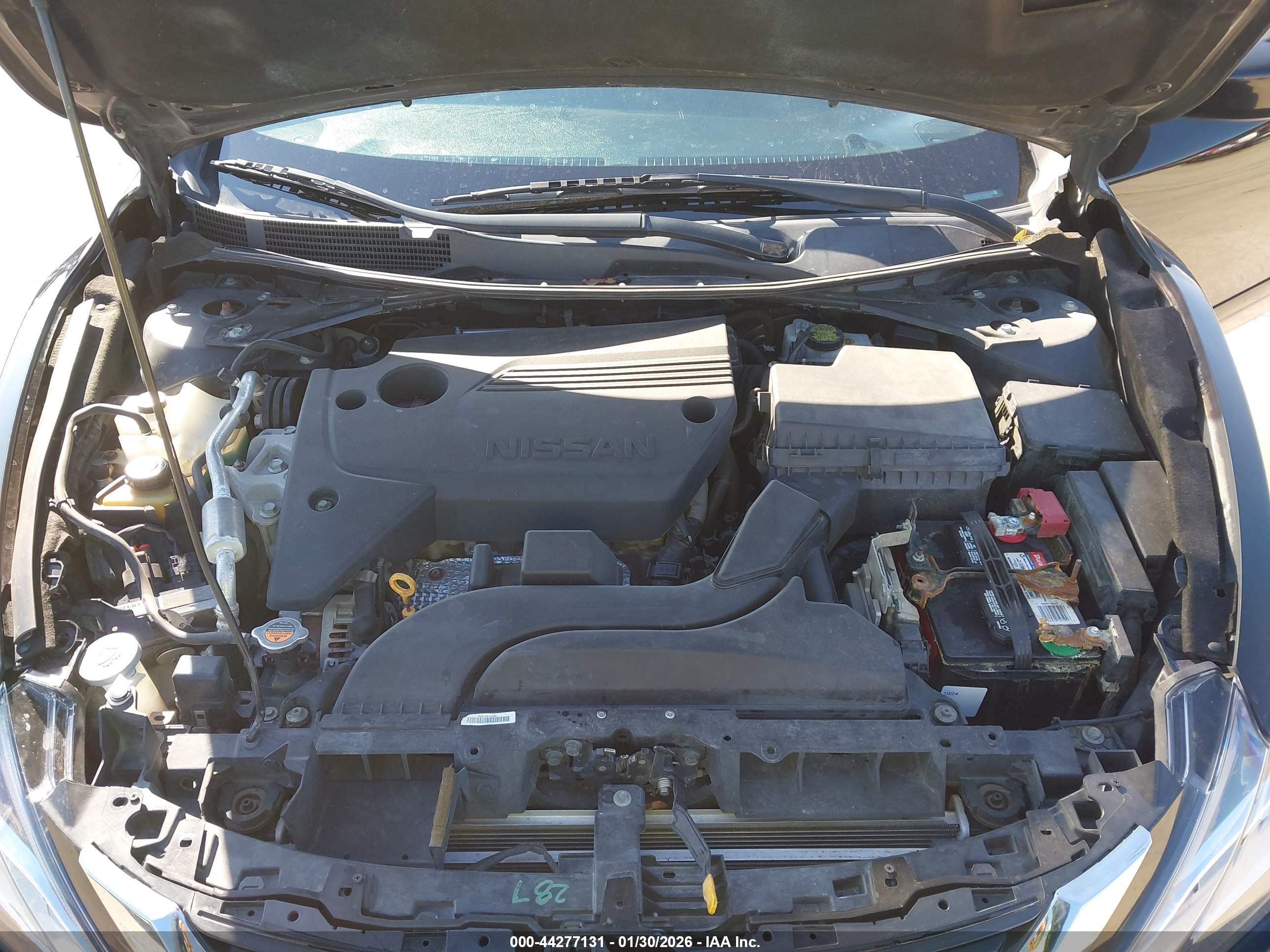 NISSAN ALTIMA image 10