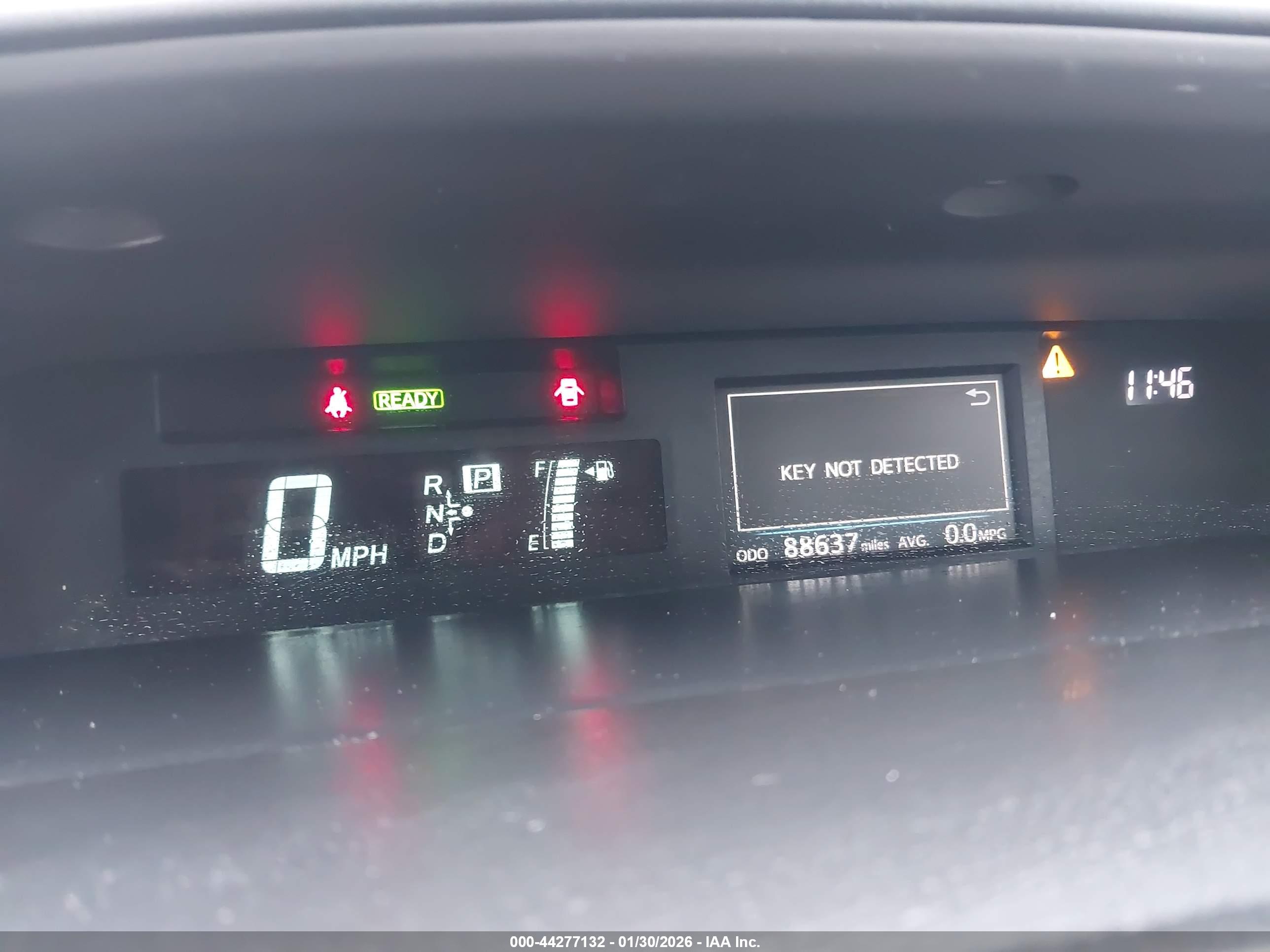 TOYOTA PRIUS image 7