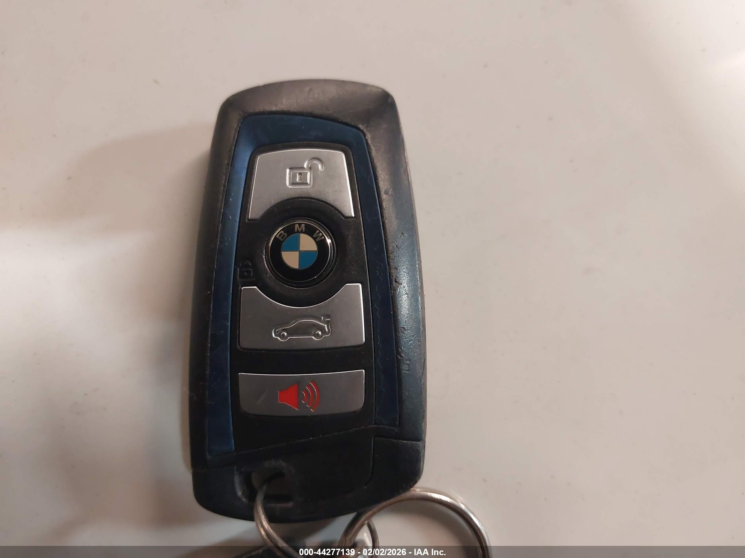 BMW X4 image 11
