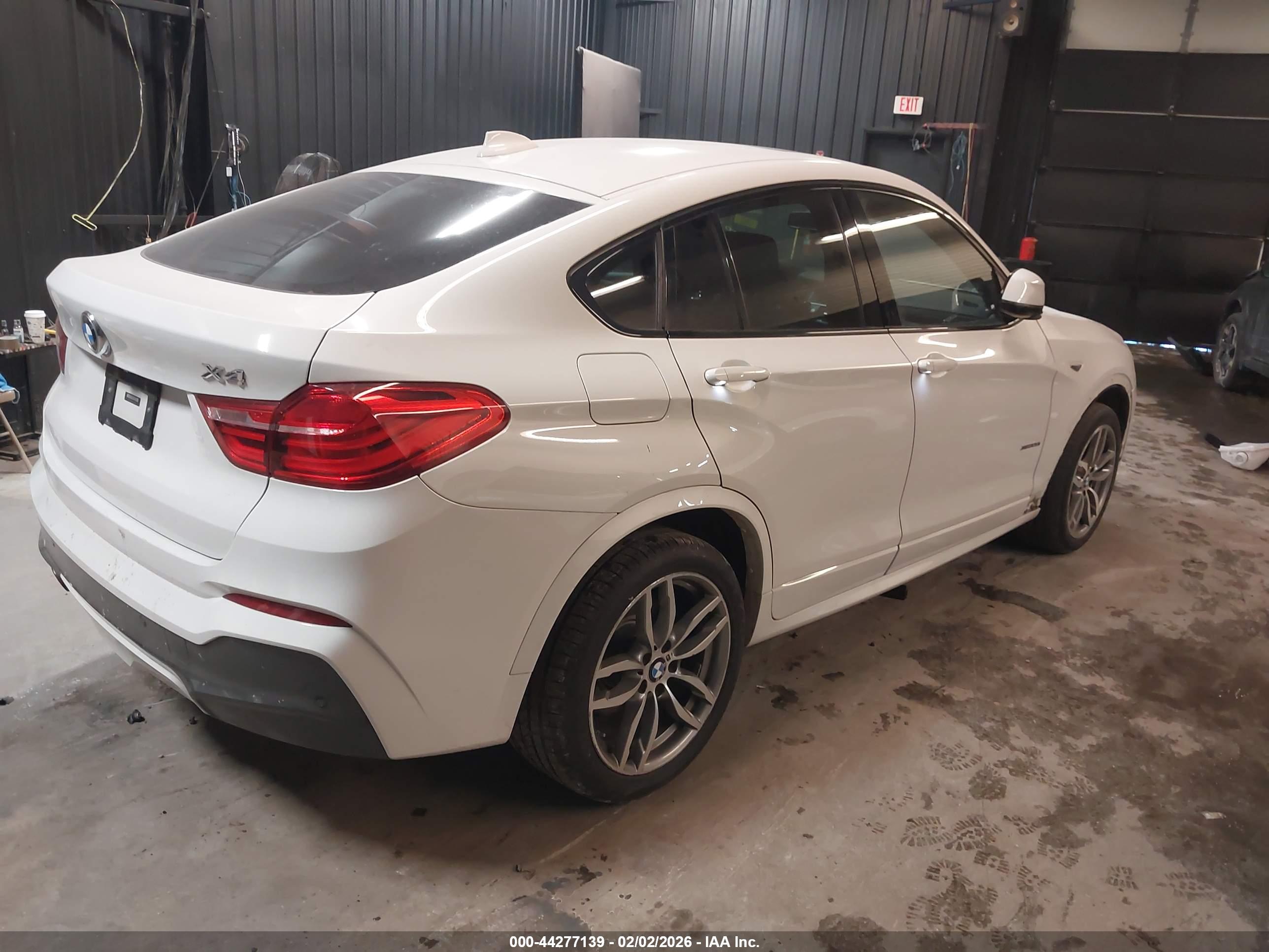 BMW X4 image 4