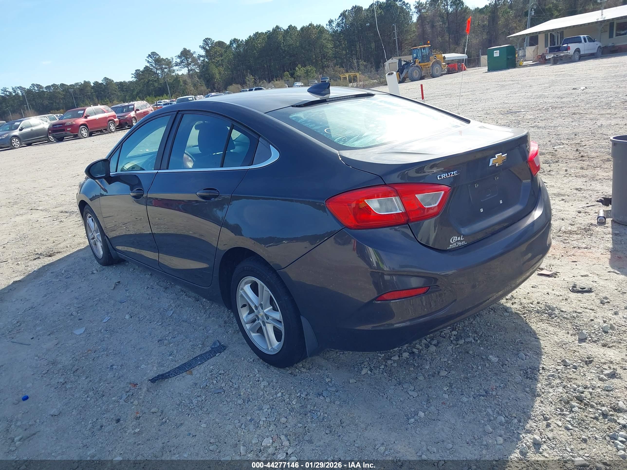 CHEVROLET CRUZE image 3