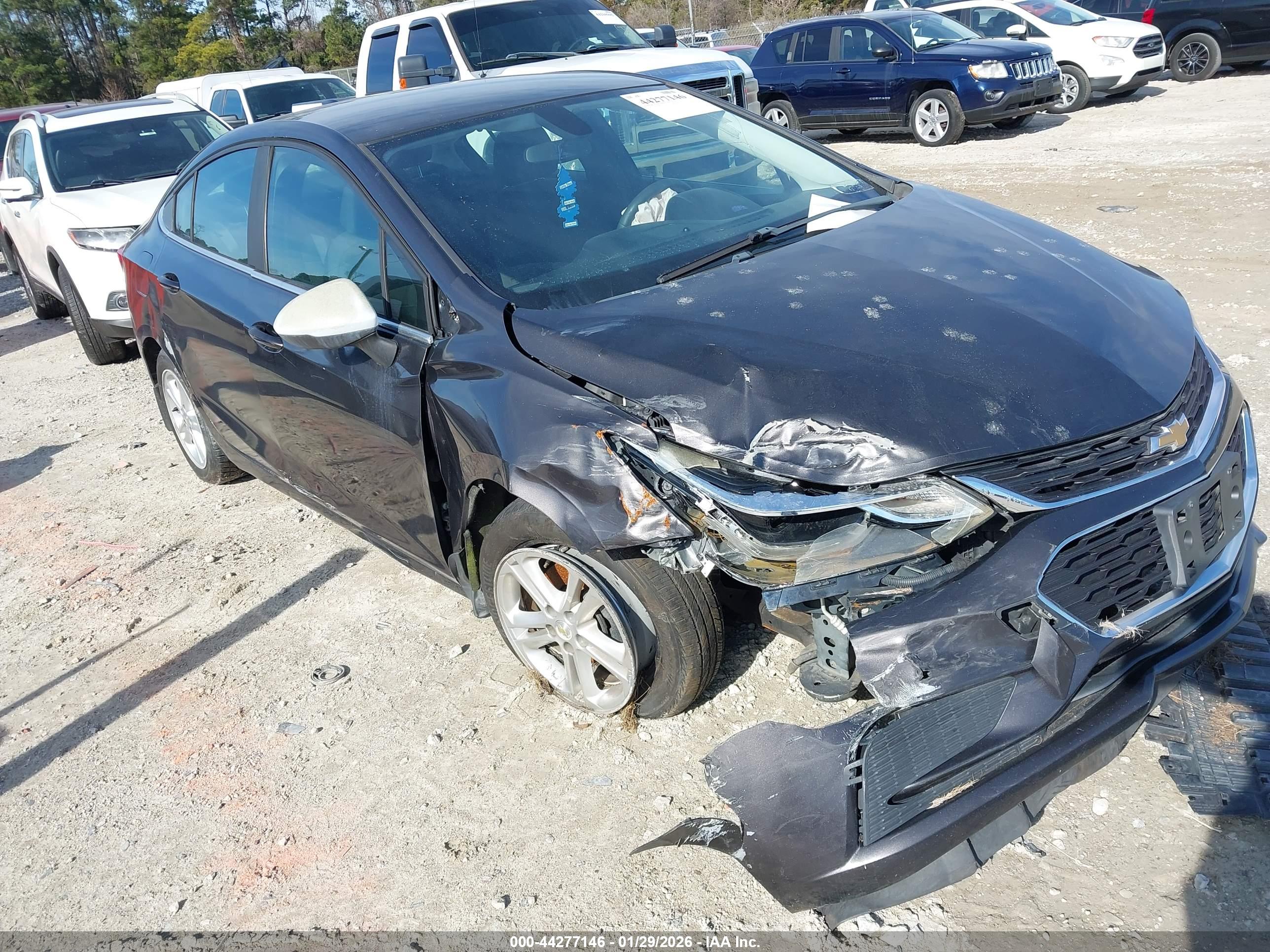 CHEVROLET CRUZE image 6