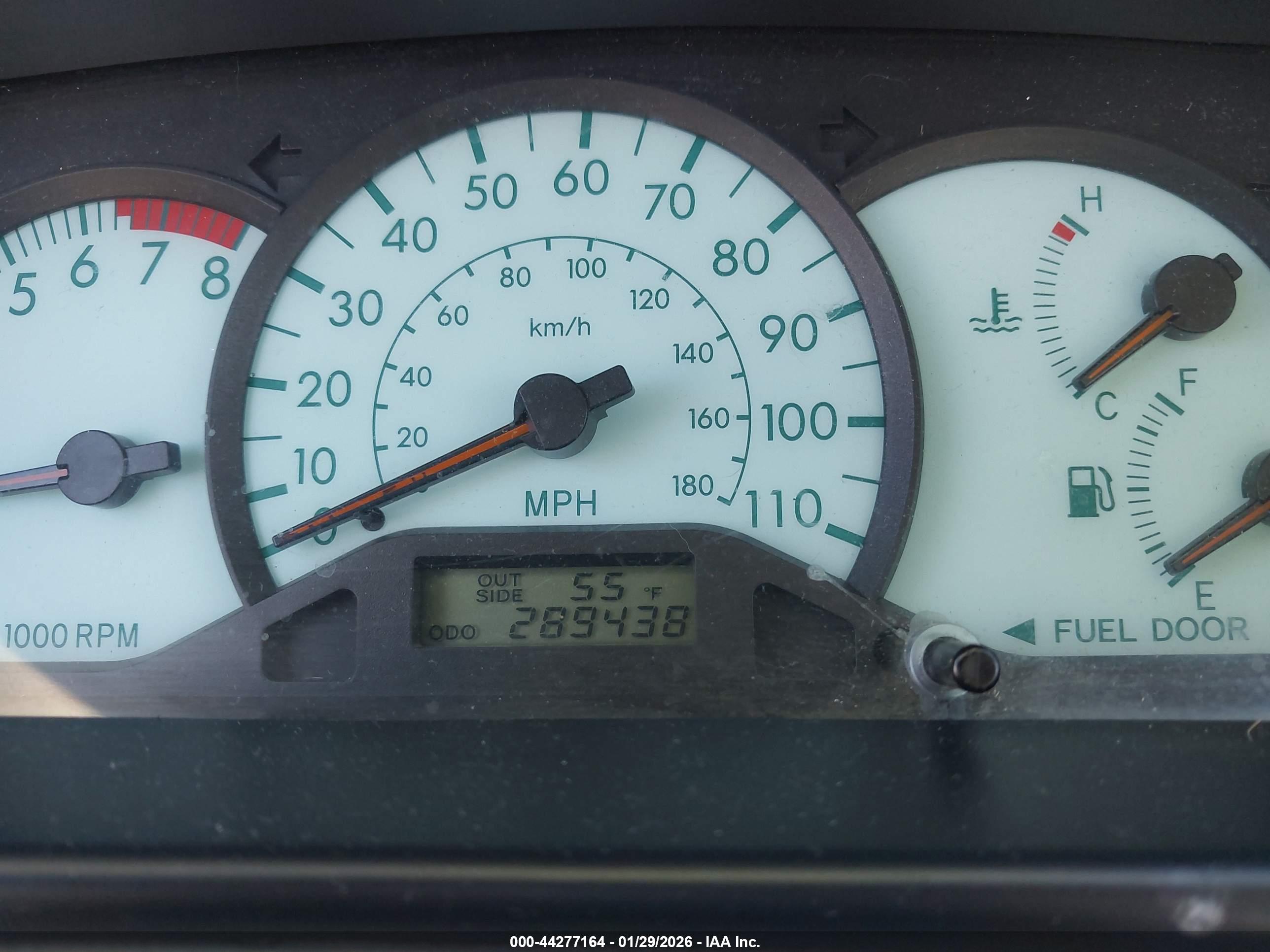 TOYOTA COROLLA image 7