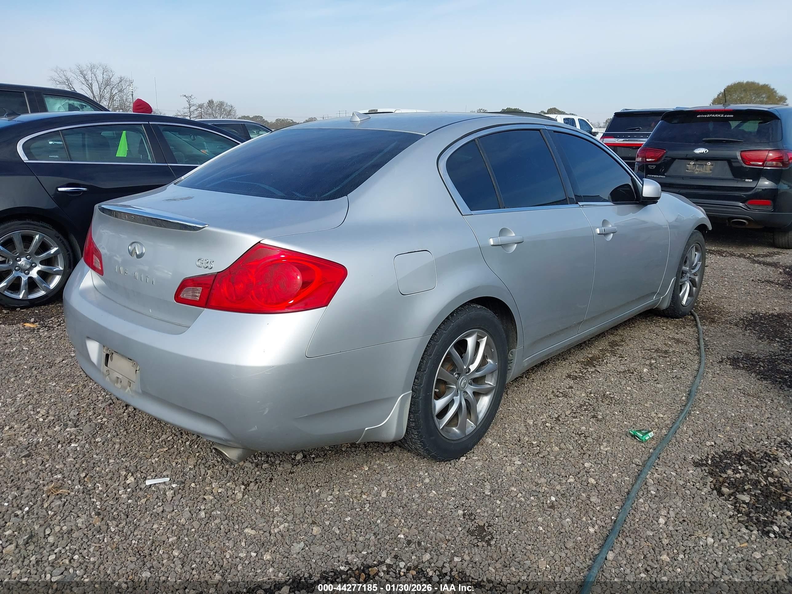 INFINITI G35 image 4