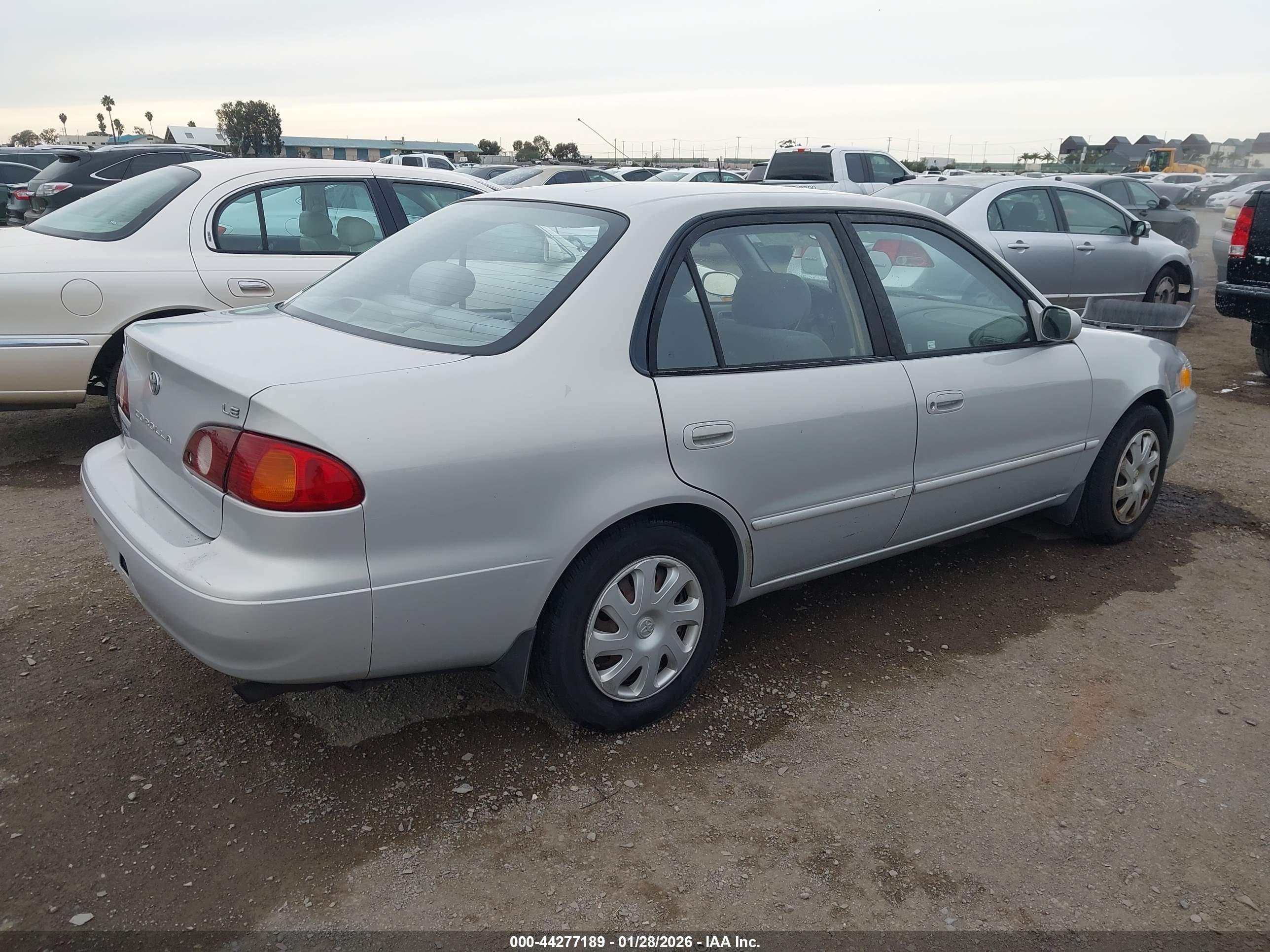 TOYOTA COROLLA image 4