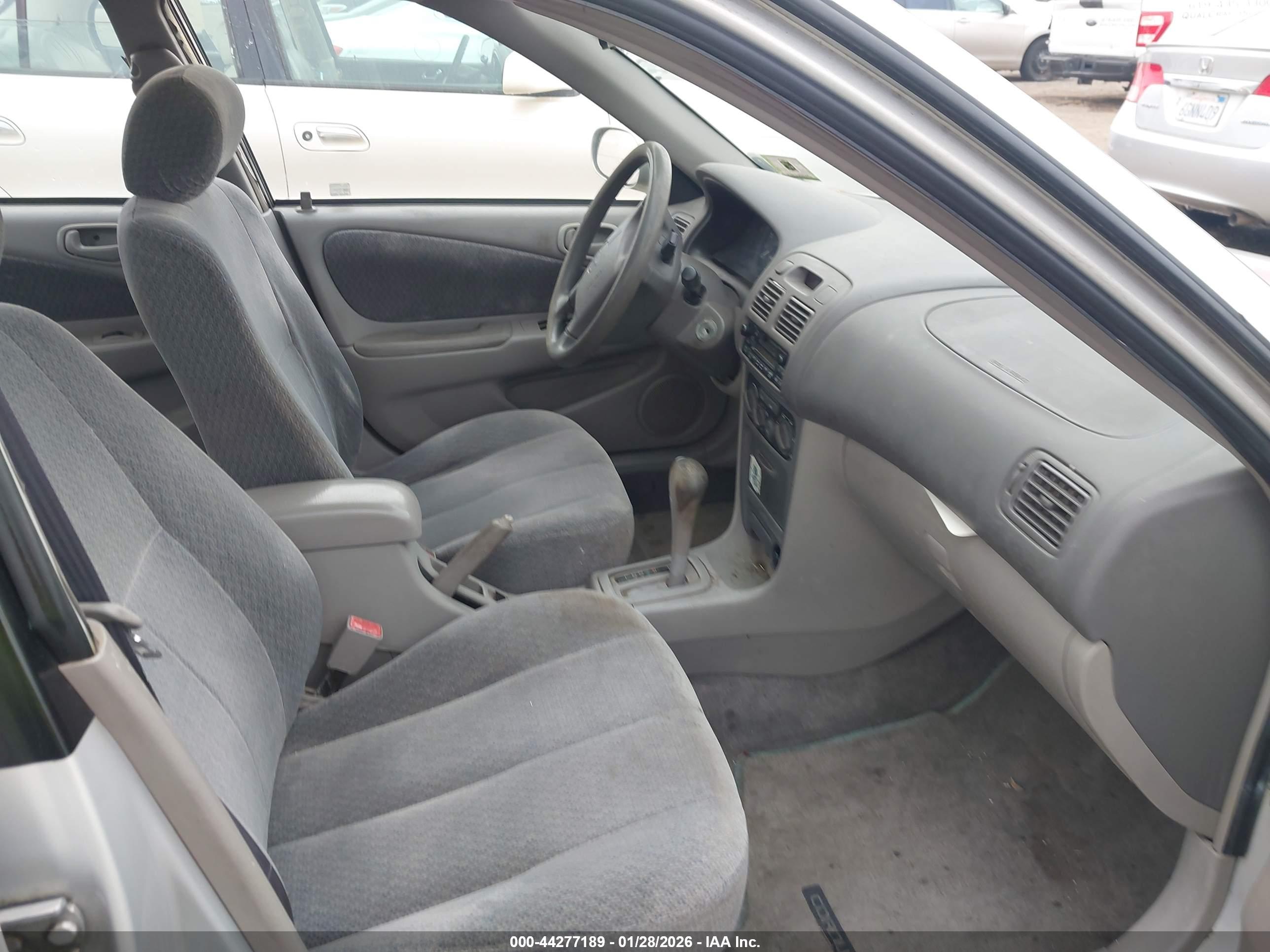 TOYOTA COROLLA image 5