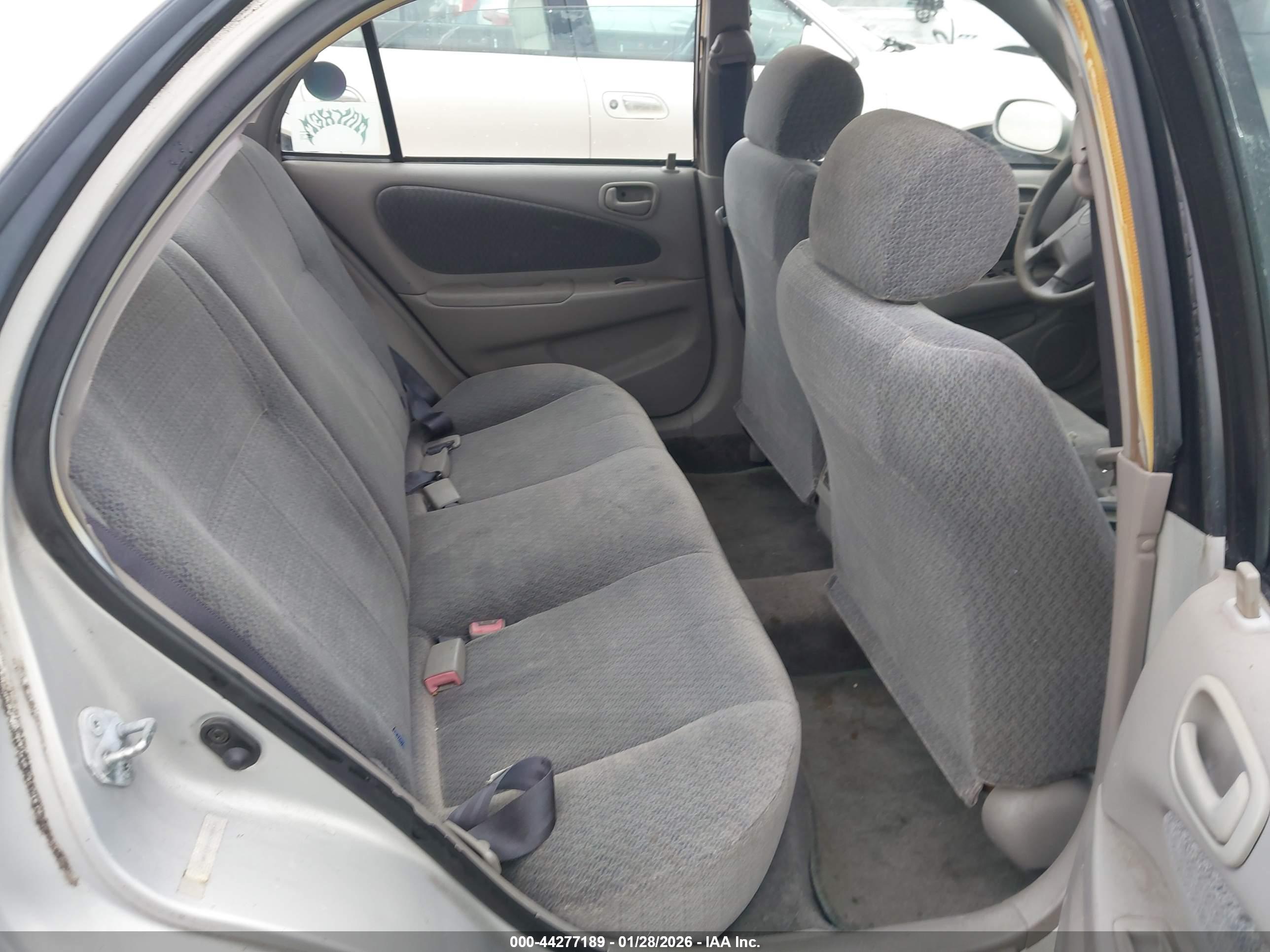TOYOTA COROLLA image 8