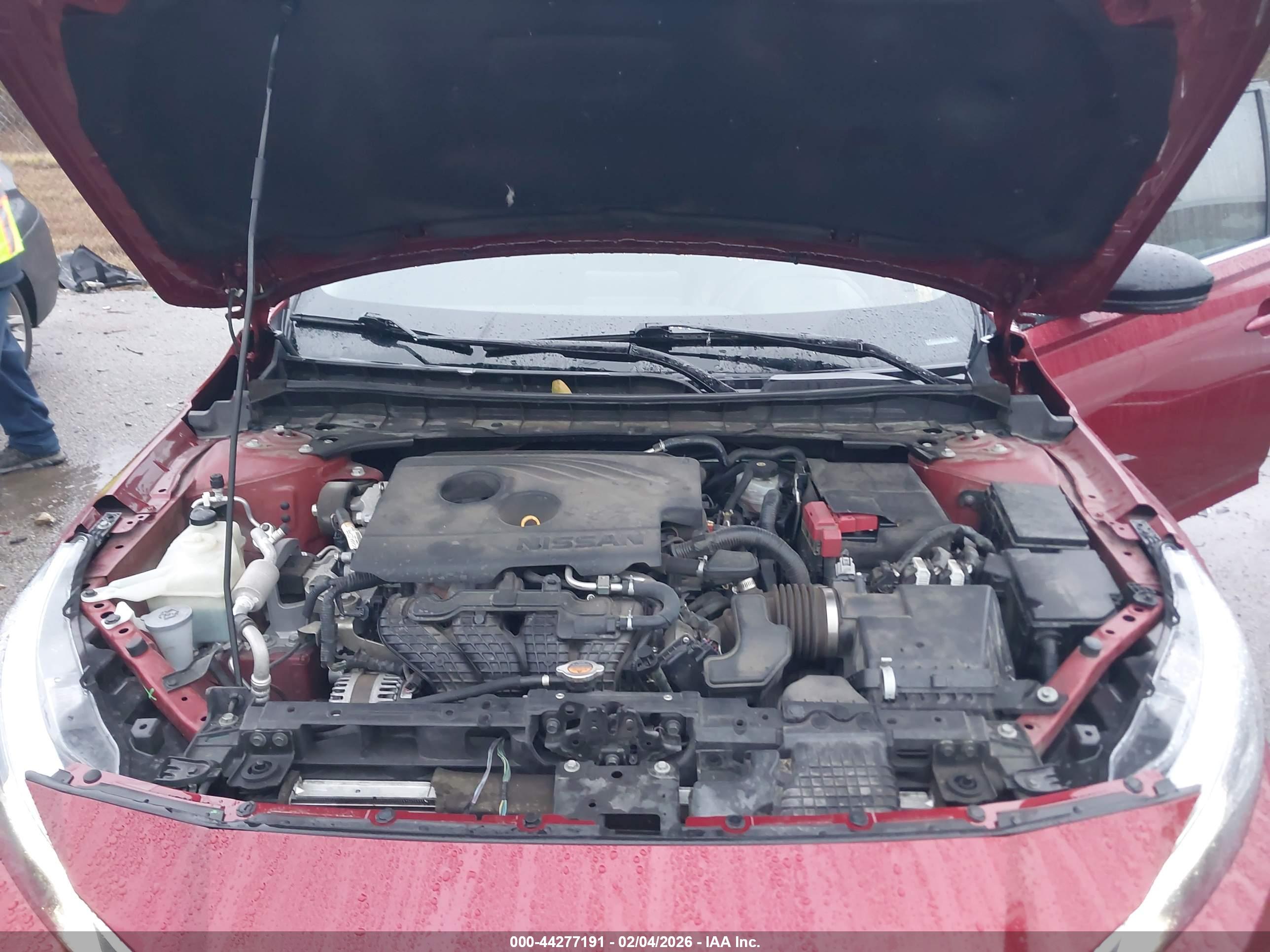 NISSAN ALTIMA image 10