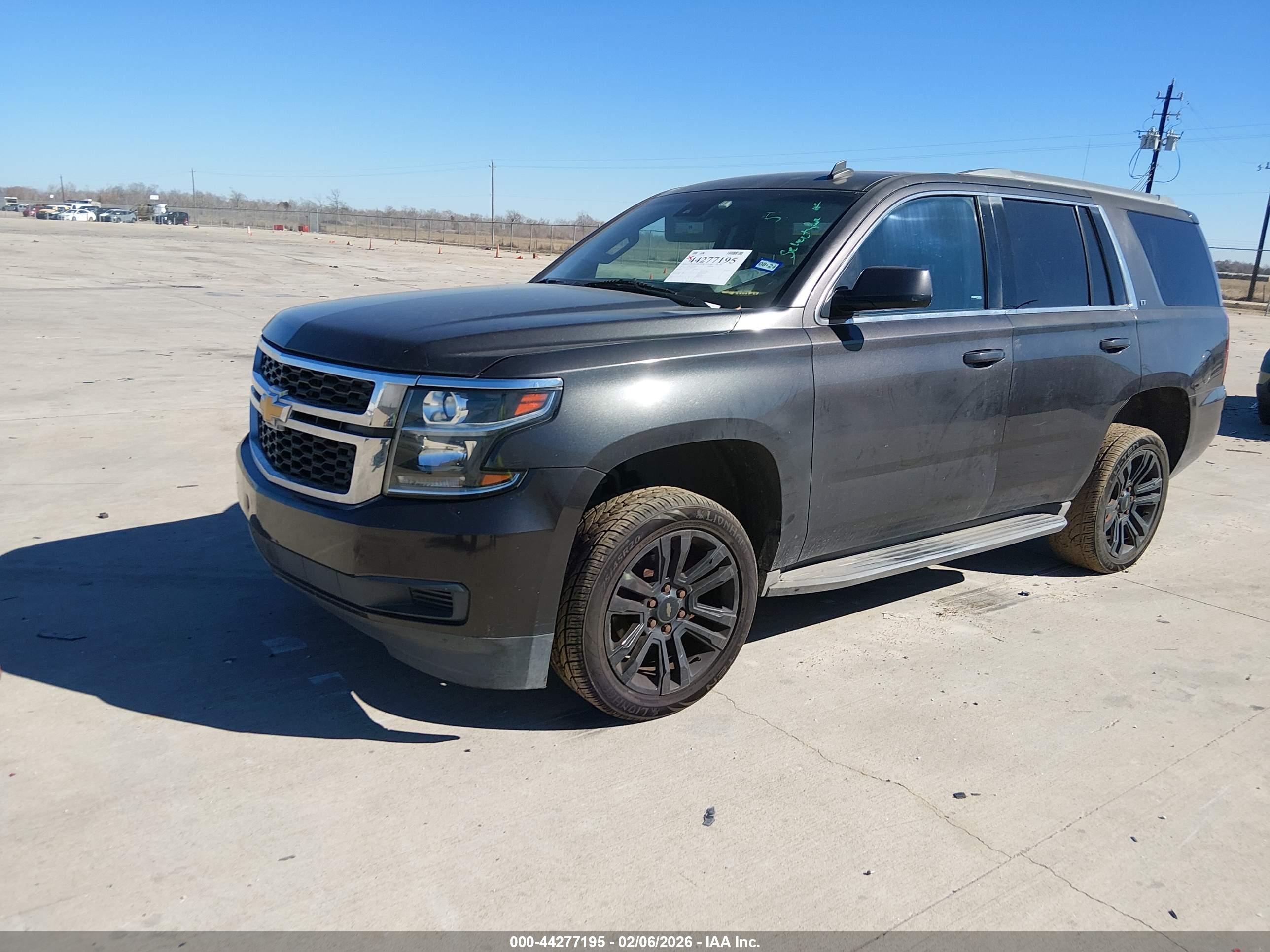 CHEVROLET TAHOE image 2