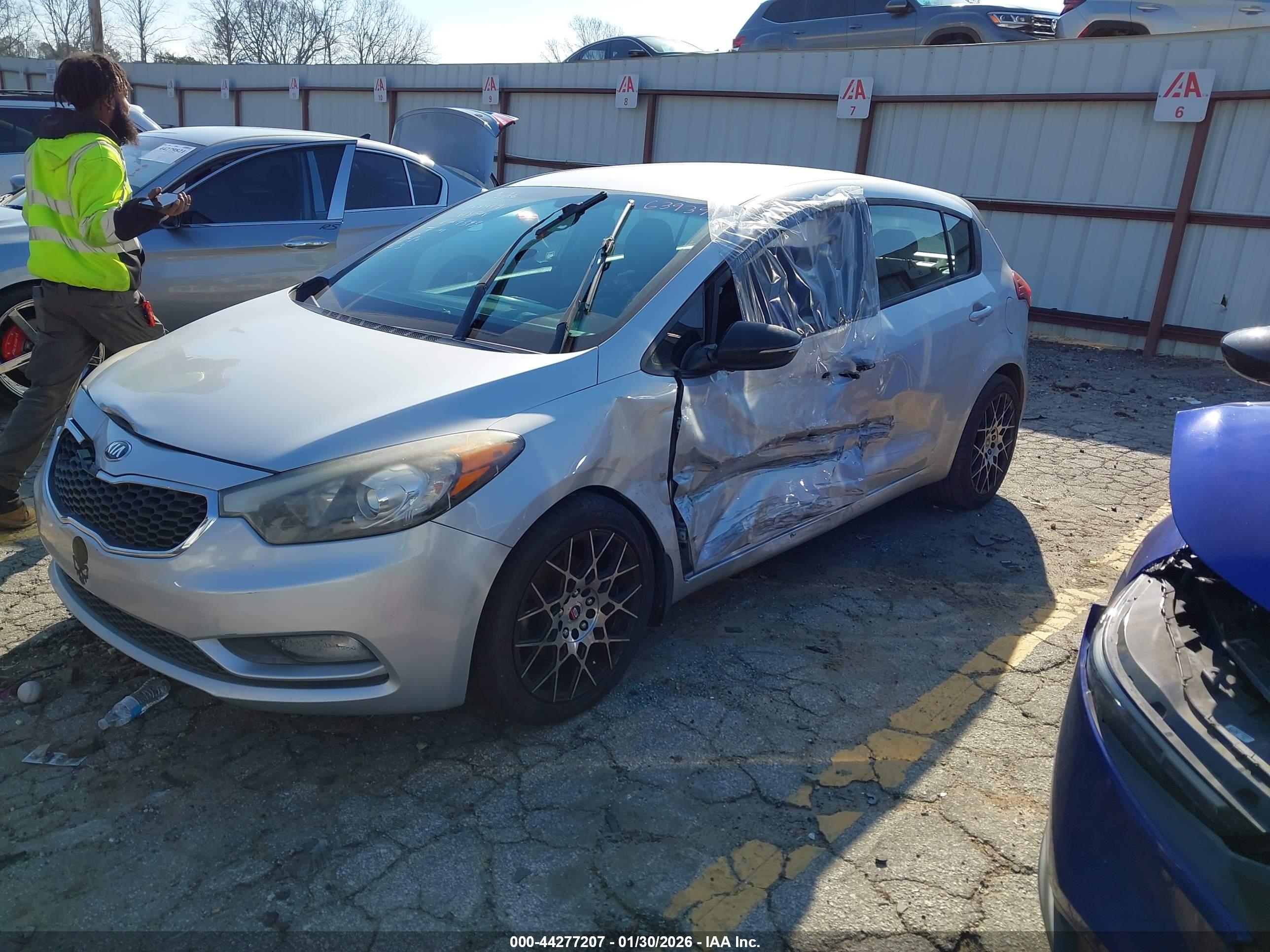KIA FORTE image 6