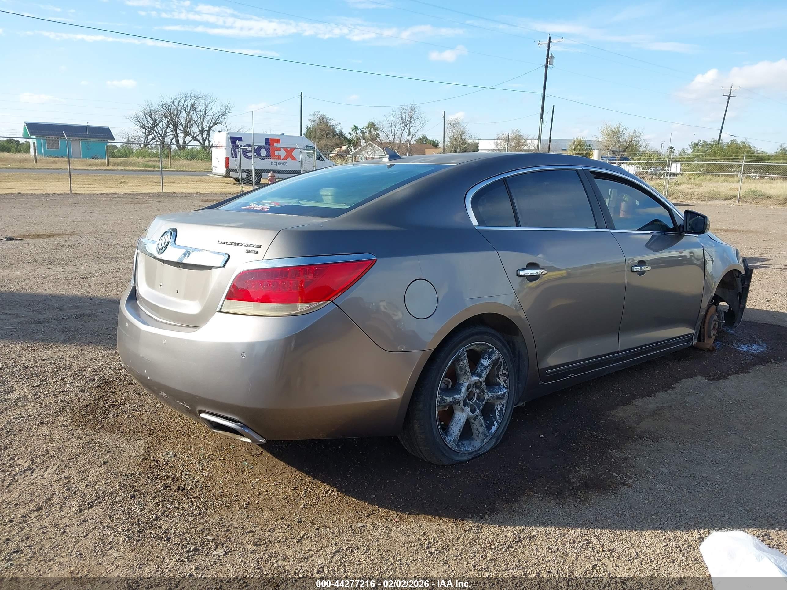 BUICK LACROSSE image 4