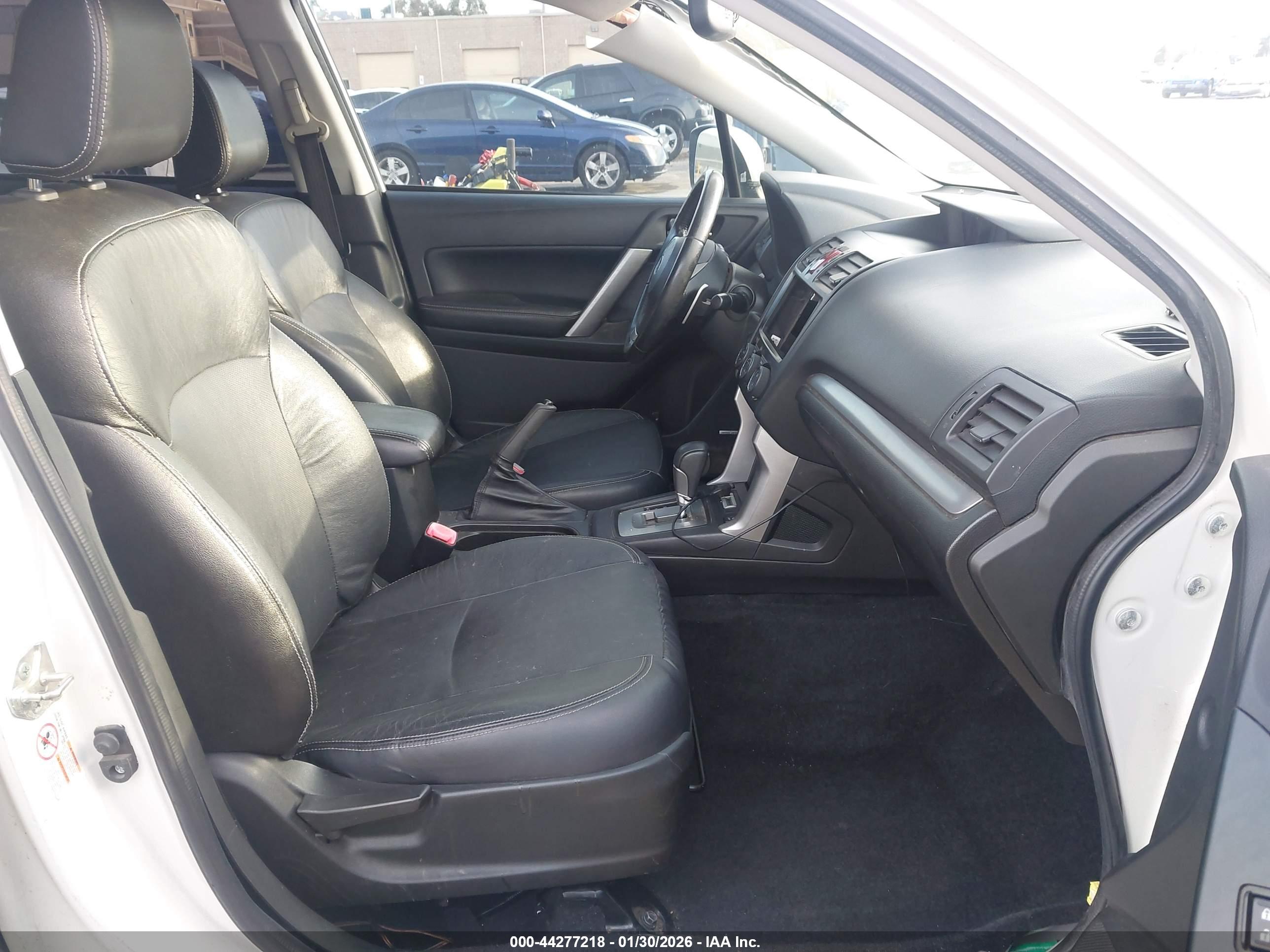 SUBARU FORESTER image 5