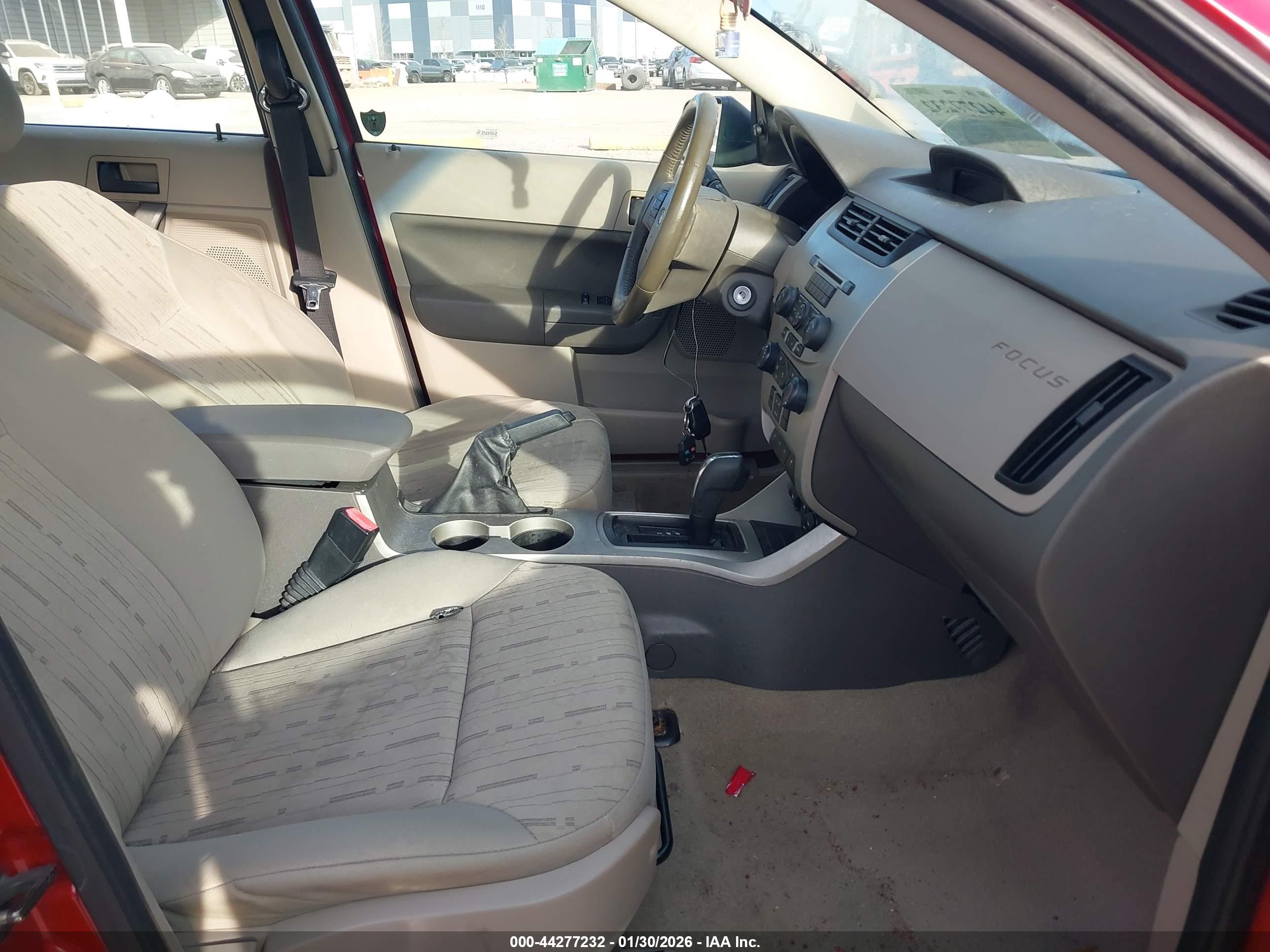 FORD FOCUS image 5