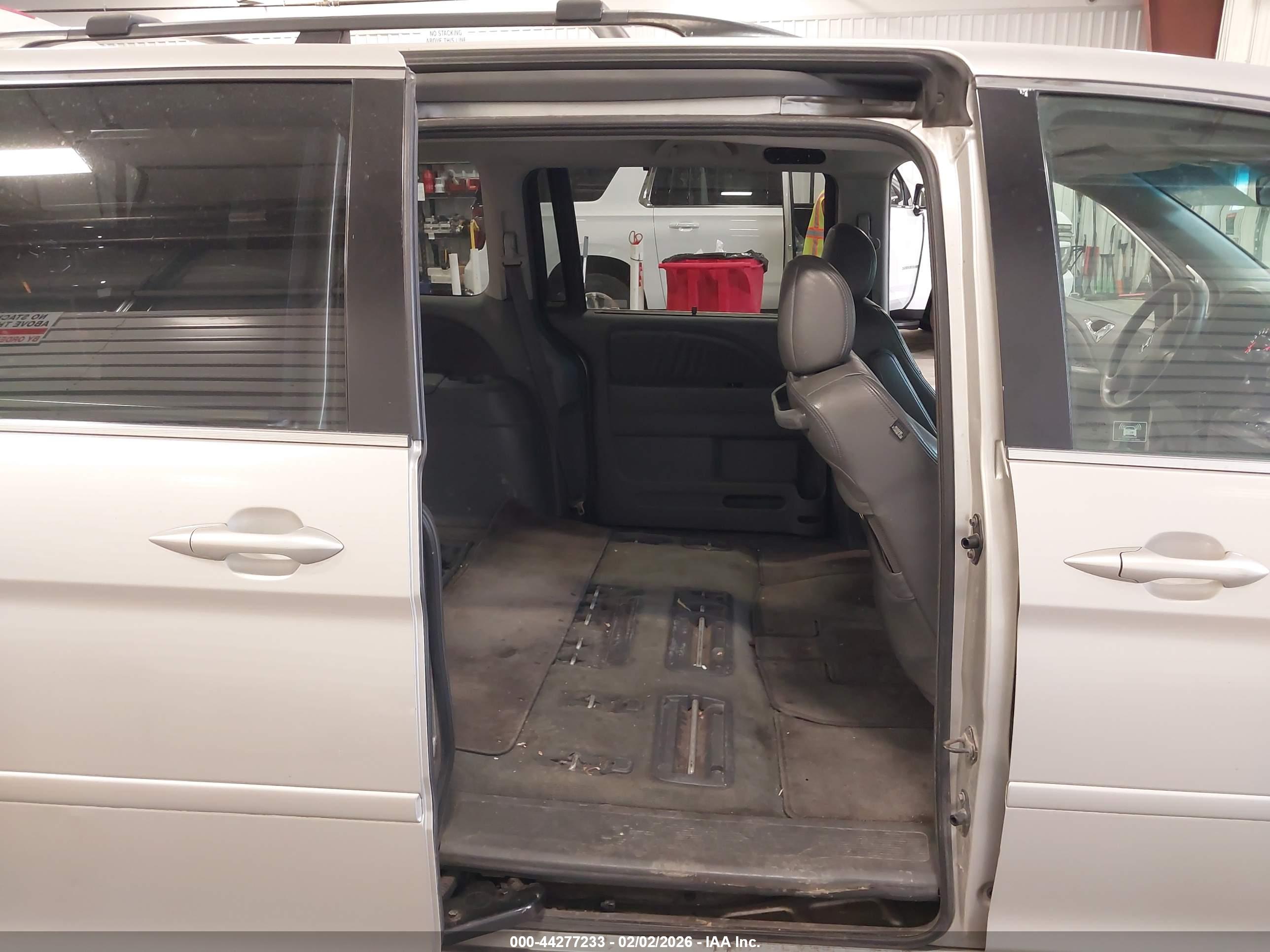 HONDA ODYSSEY image 8