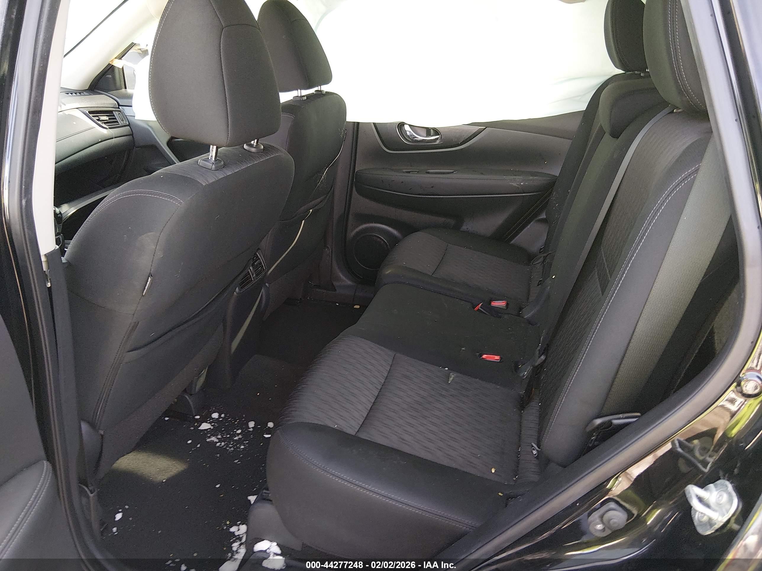 NISSAN ROGUE image 8