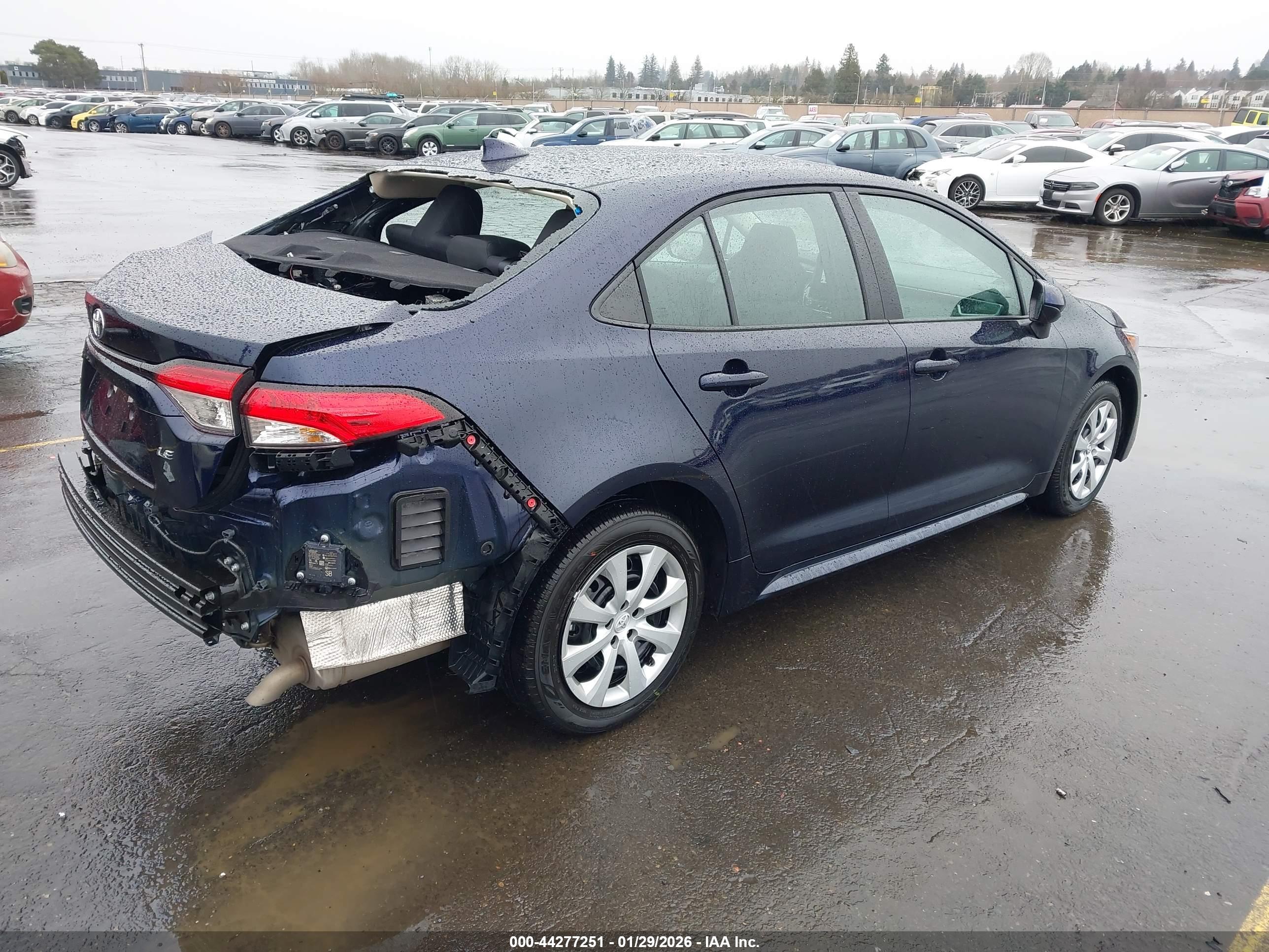 TOYOTA COROLLA image 4