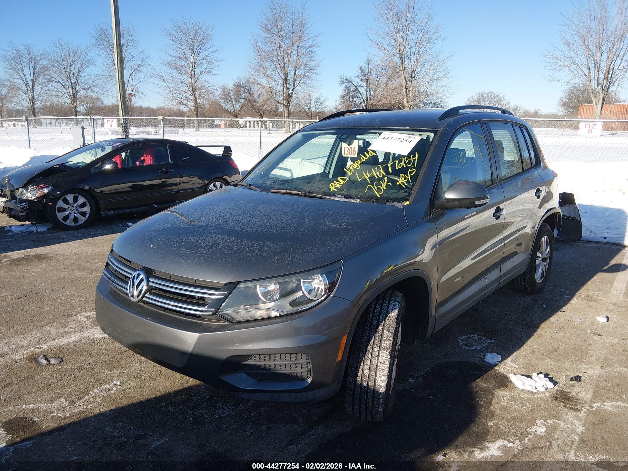 VOLKSWAGEN TIGUAN image 2
