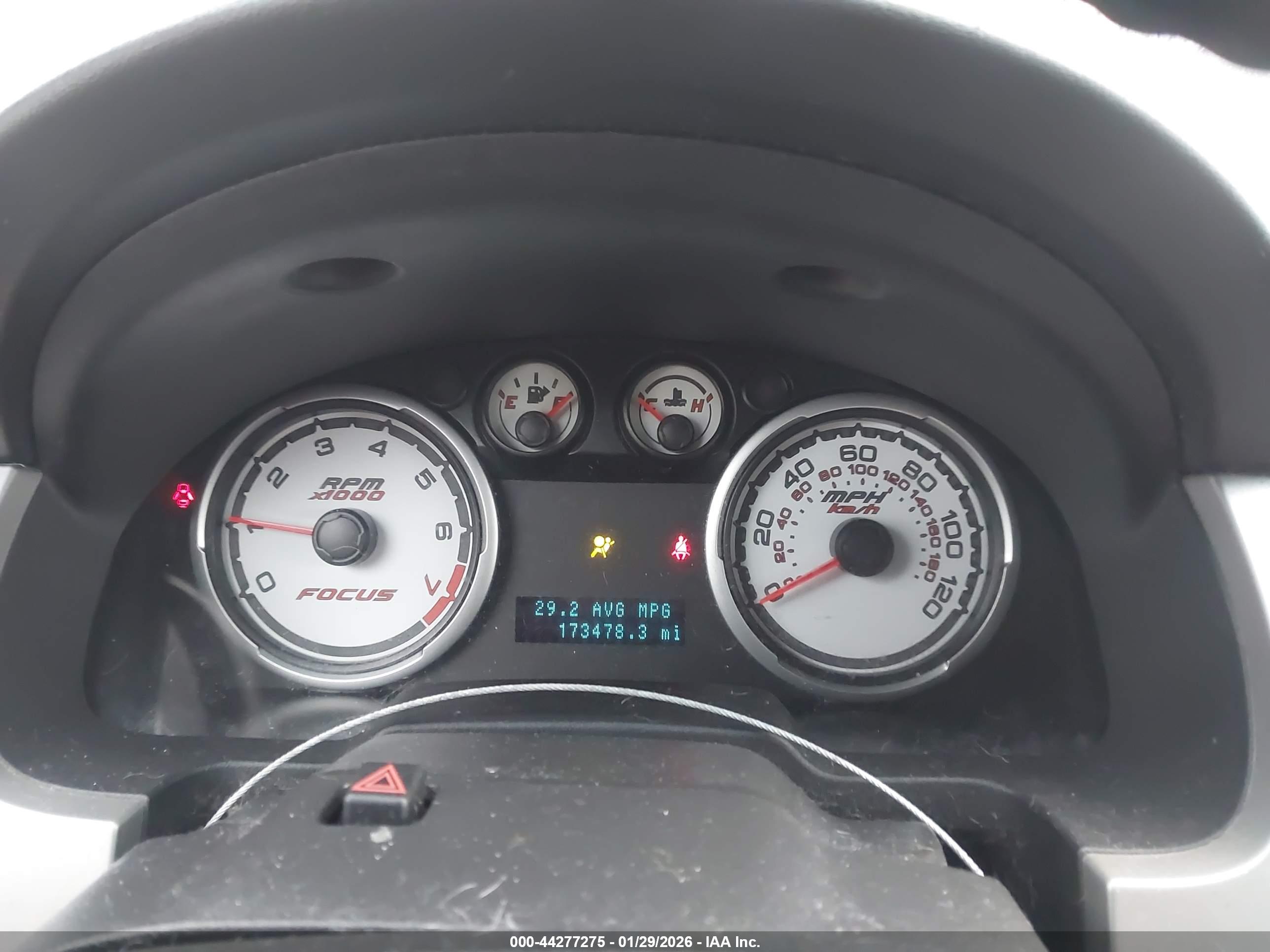 FORD FOCUS image 7