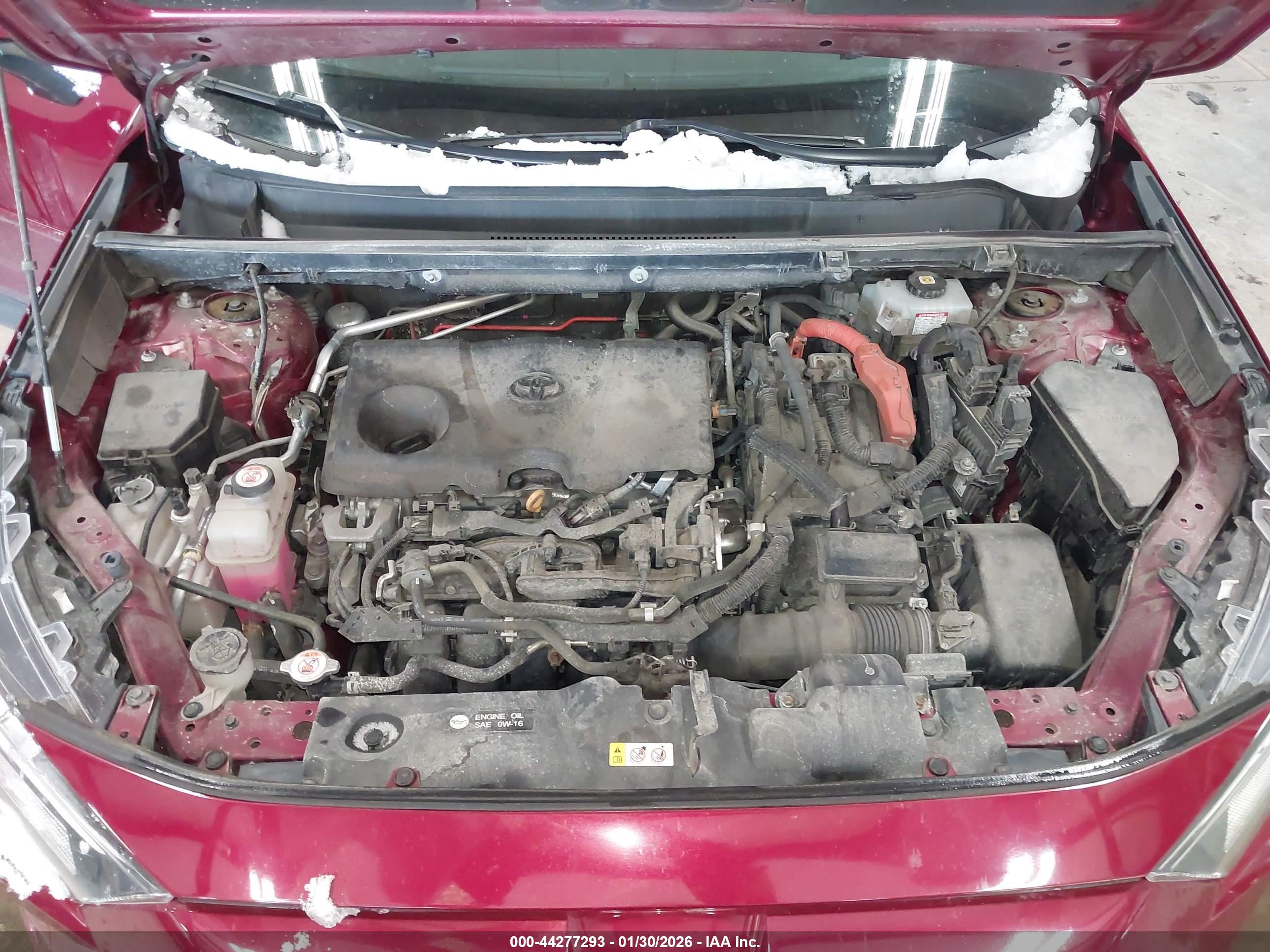 TOYOTA RAV4 image 10