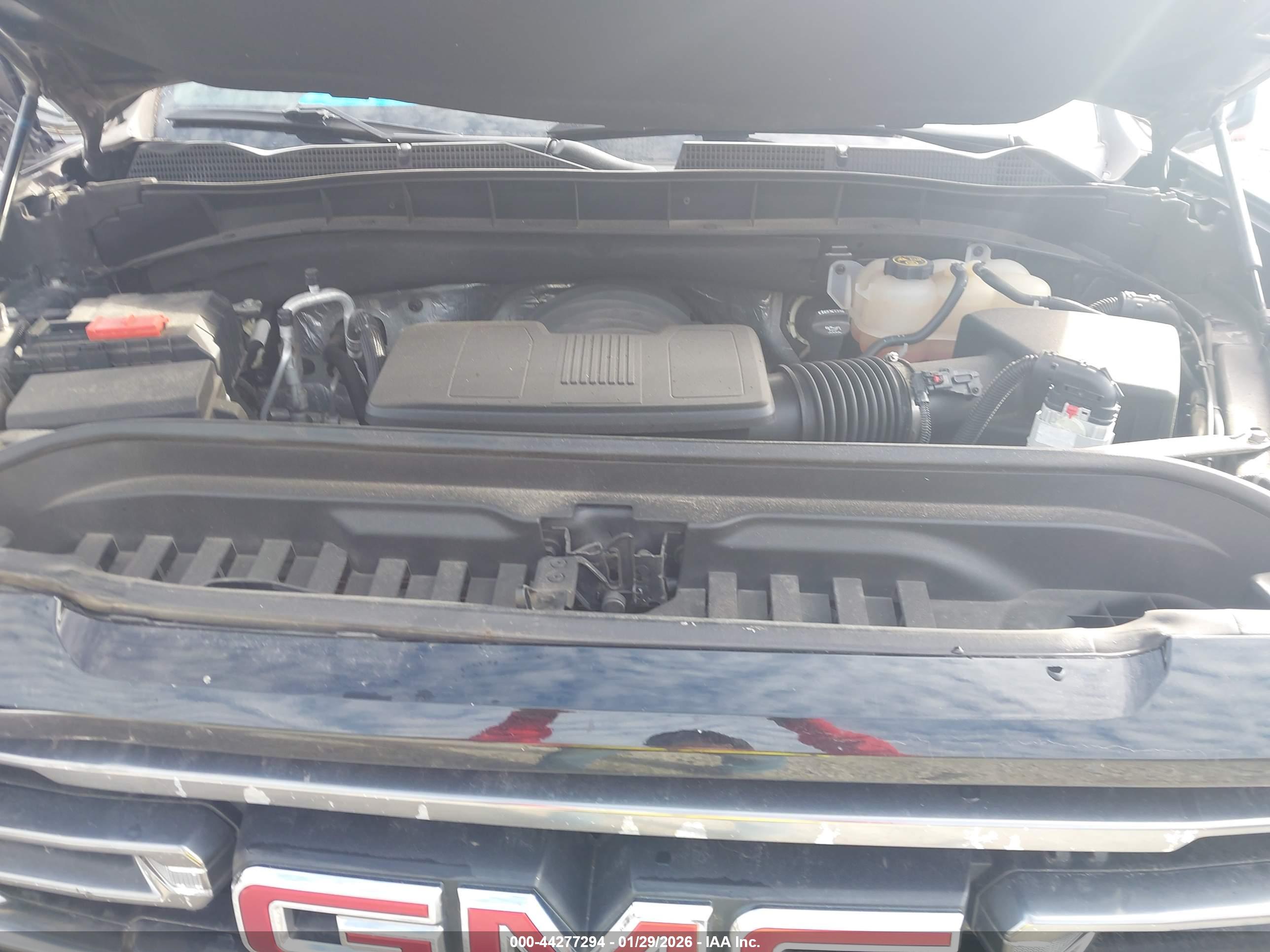 GMC SIERRA image 10