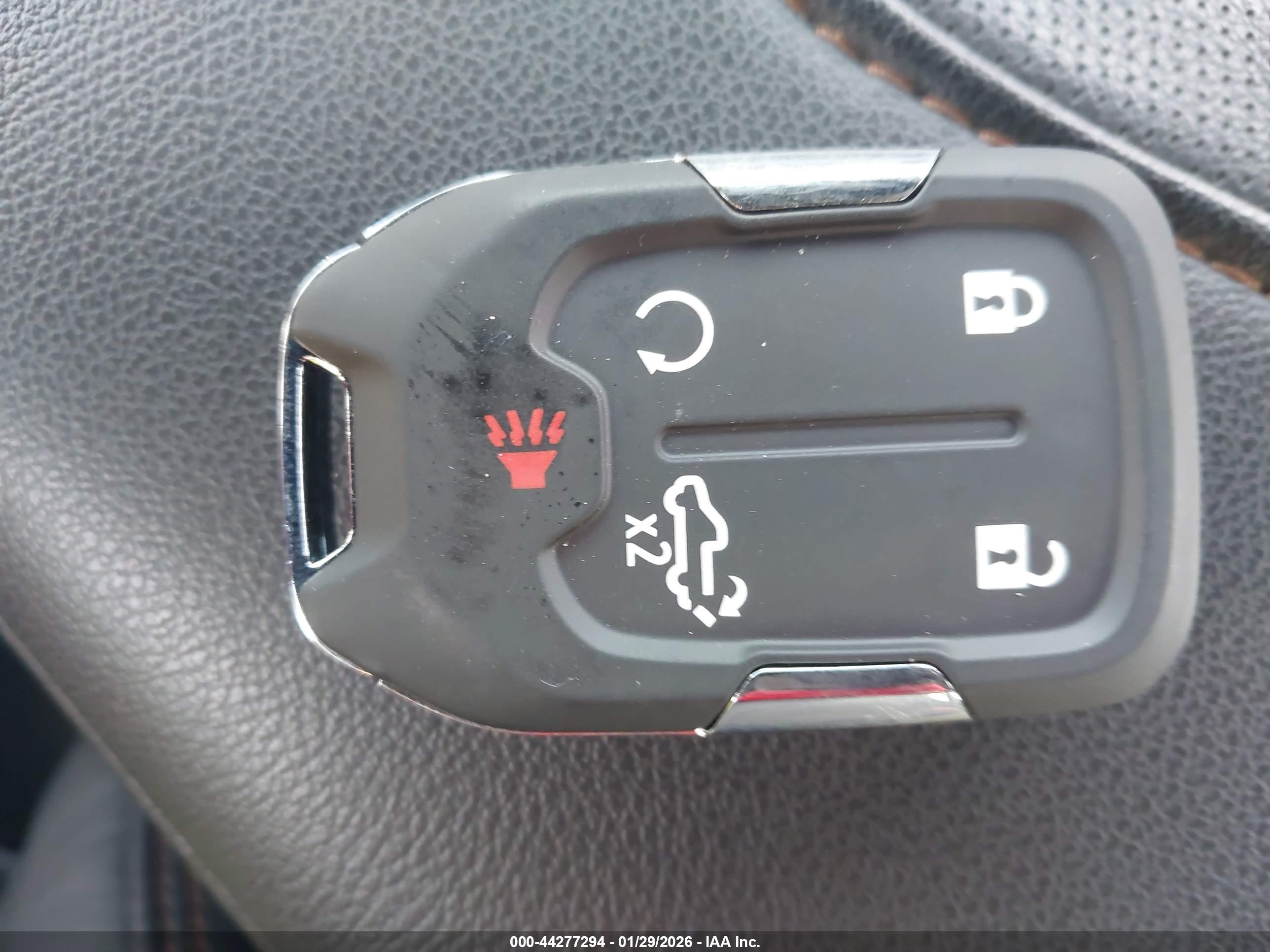 GMC SIERRA image 11