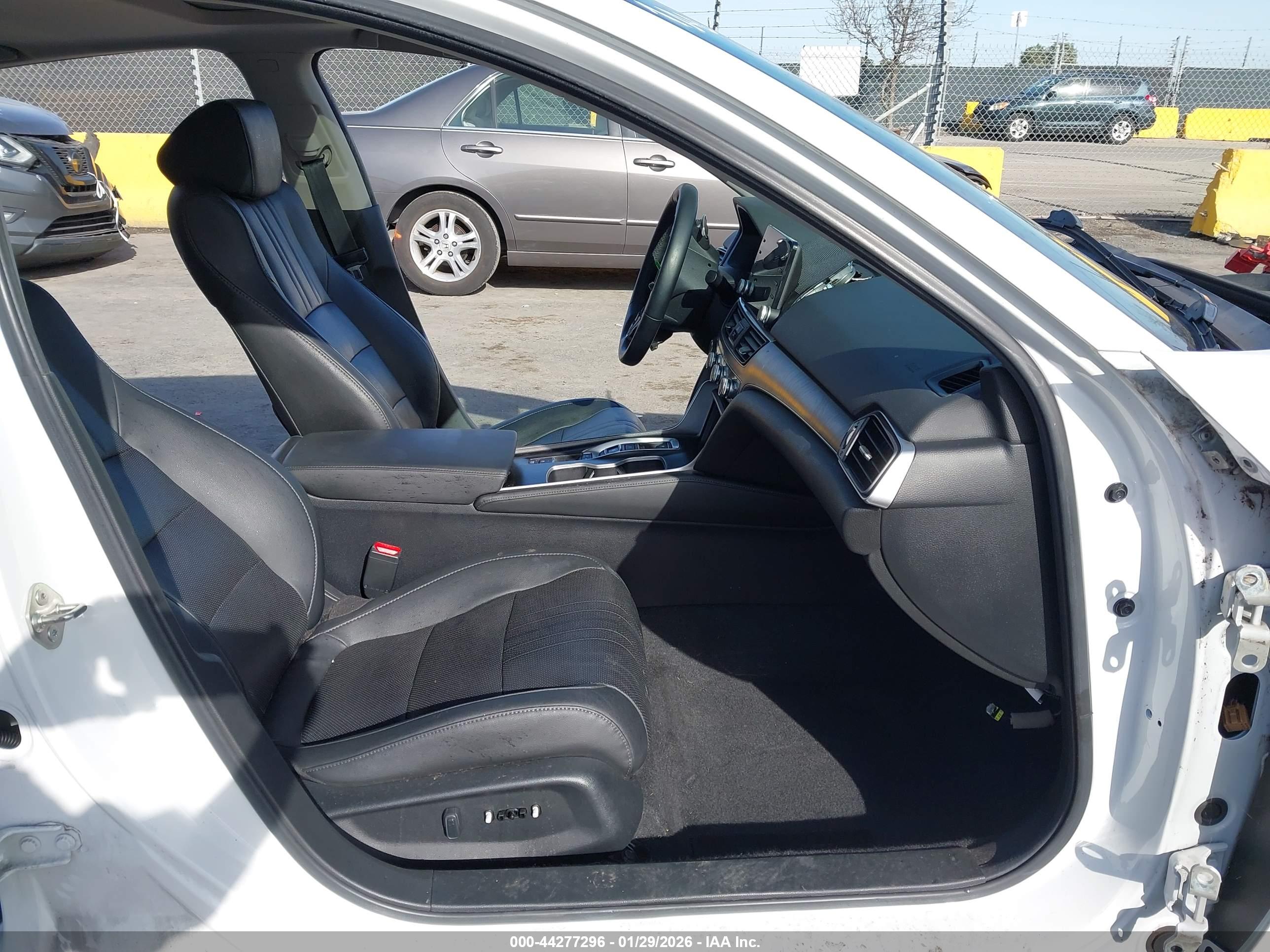 HONDA ACCORD image 5