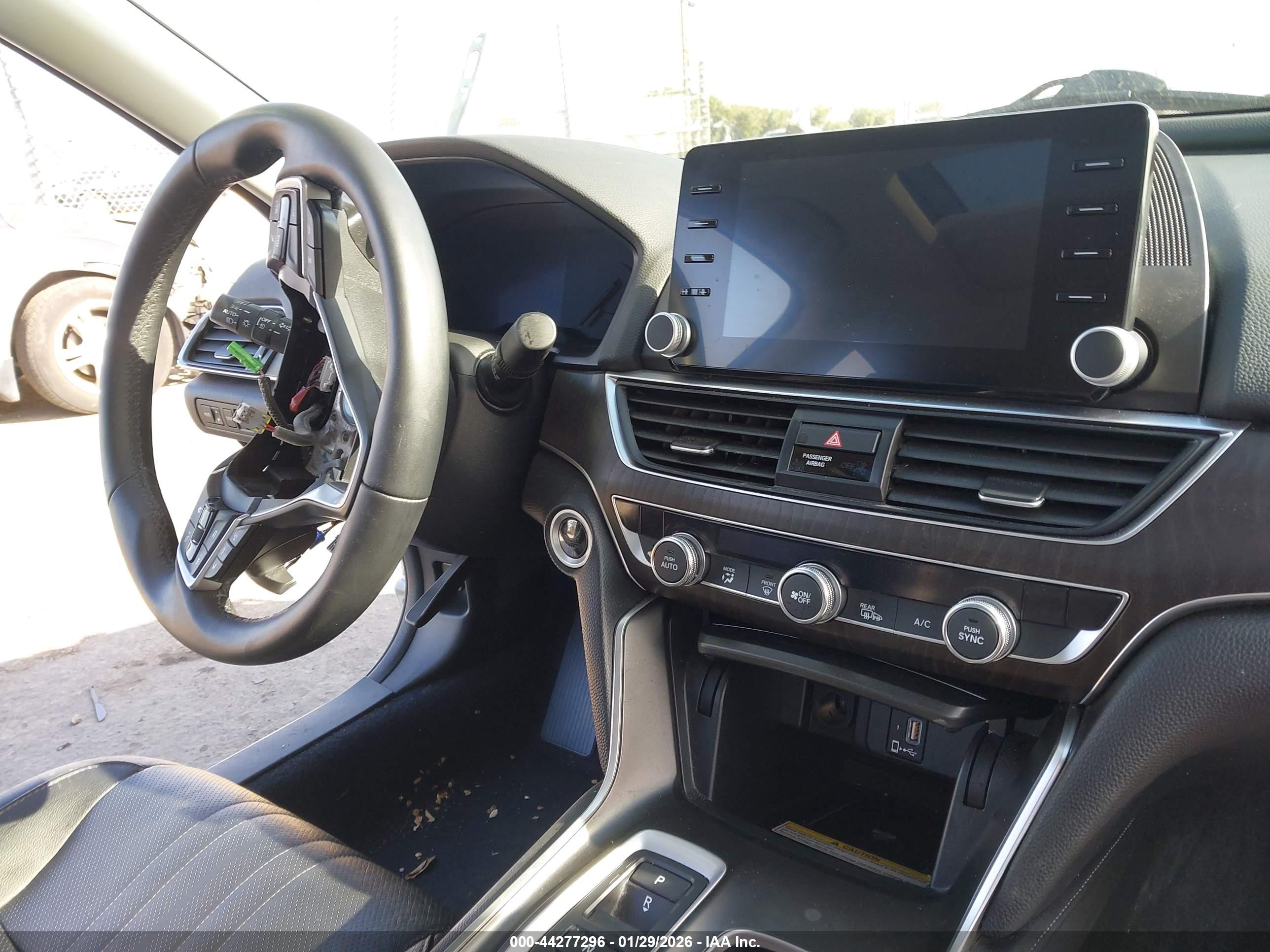 HONDA ACCORD image 6