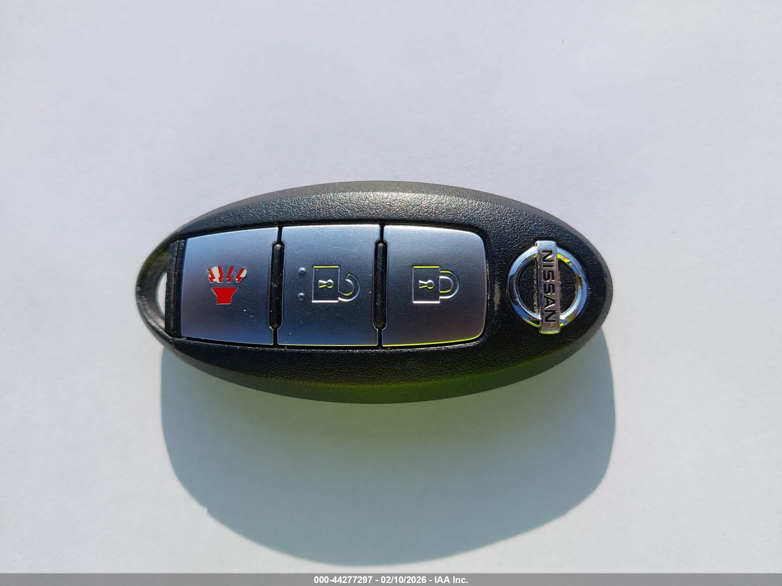 NISSAN ROGUE image 11