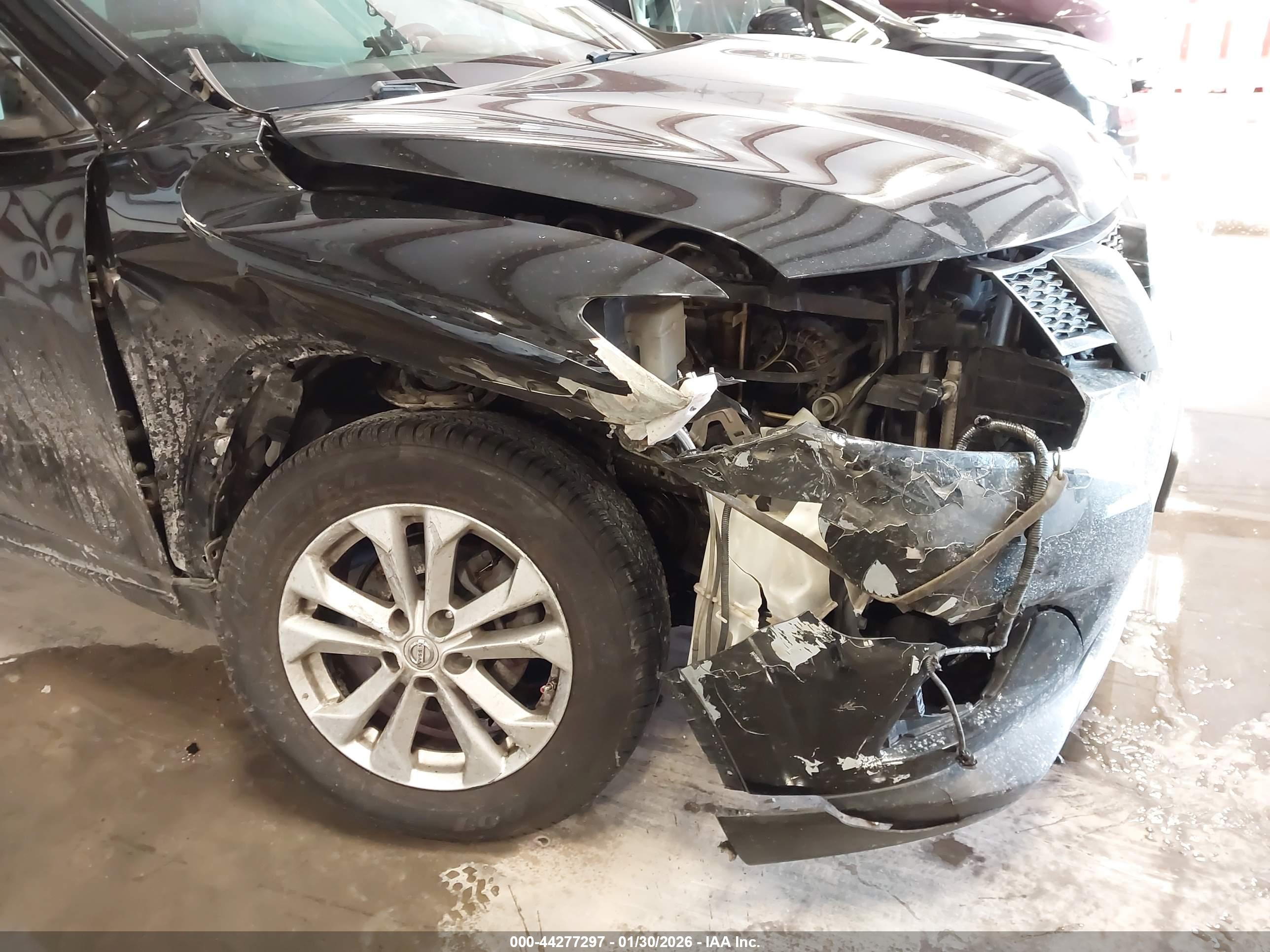 NISSAN ROGUE image 6