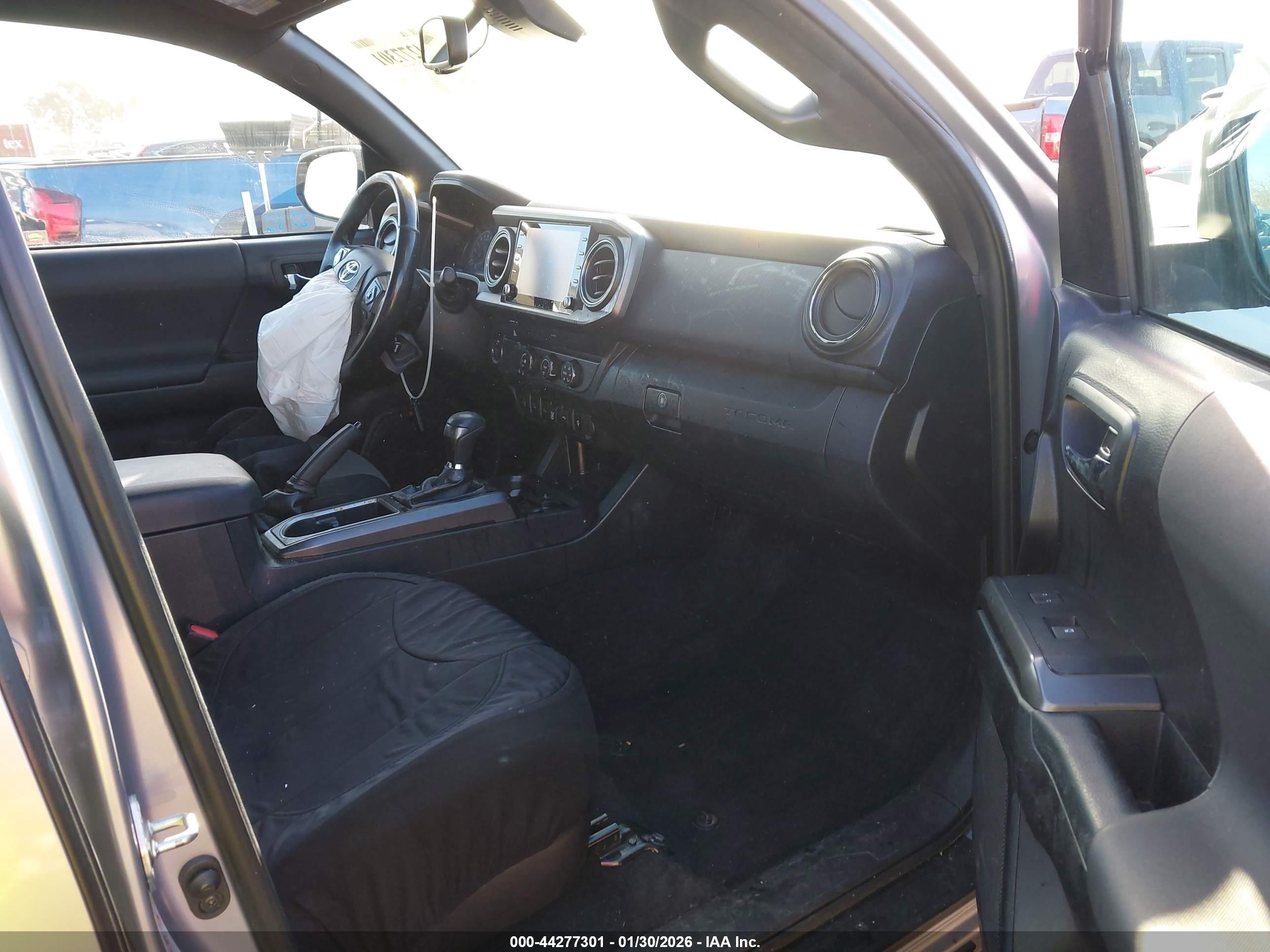 TOYOTA TACOMA image 5