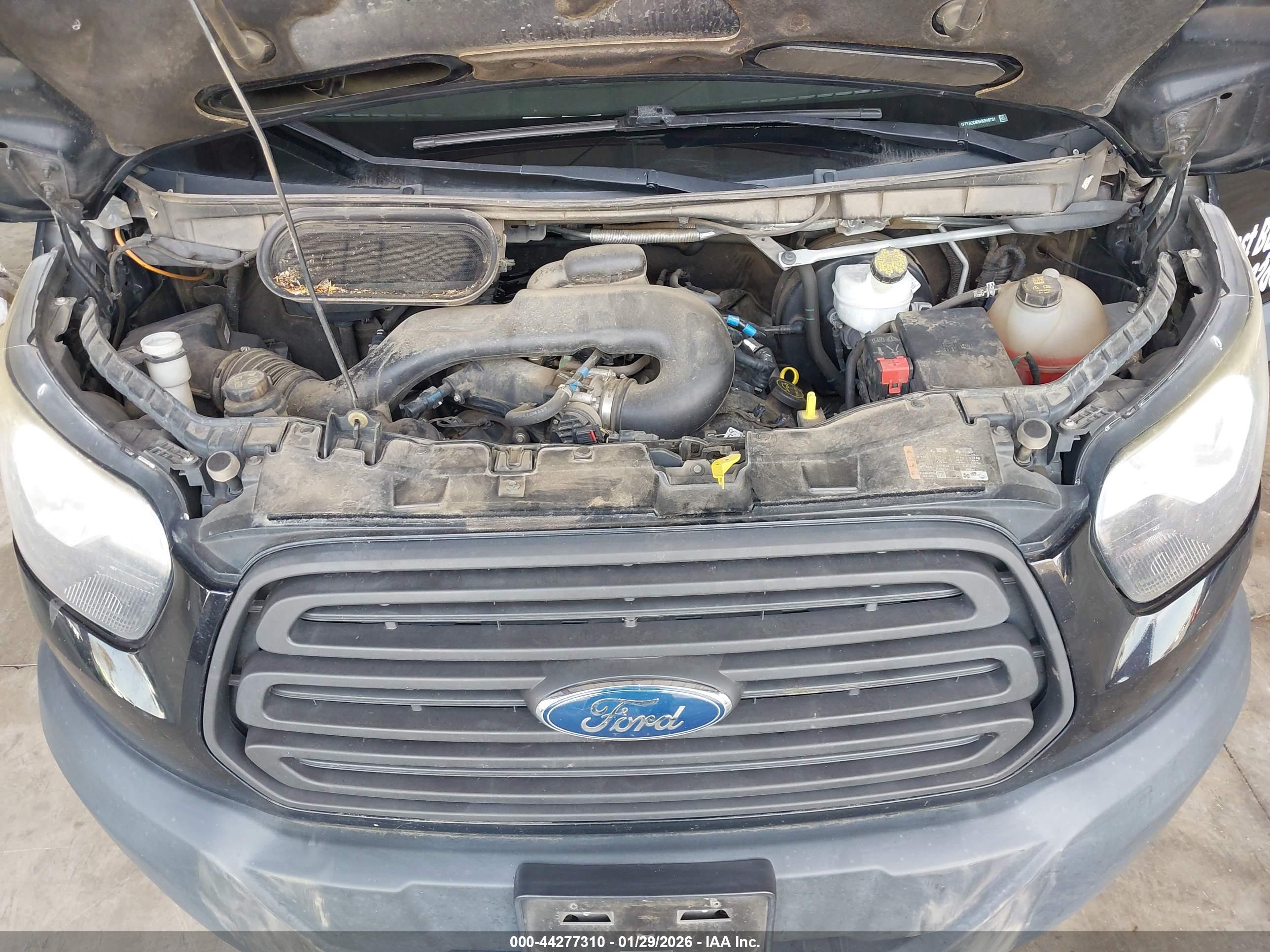 FORD TRANSIT-250 image 10