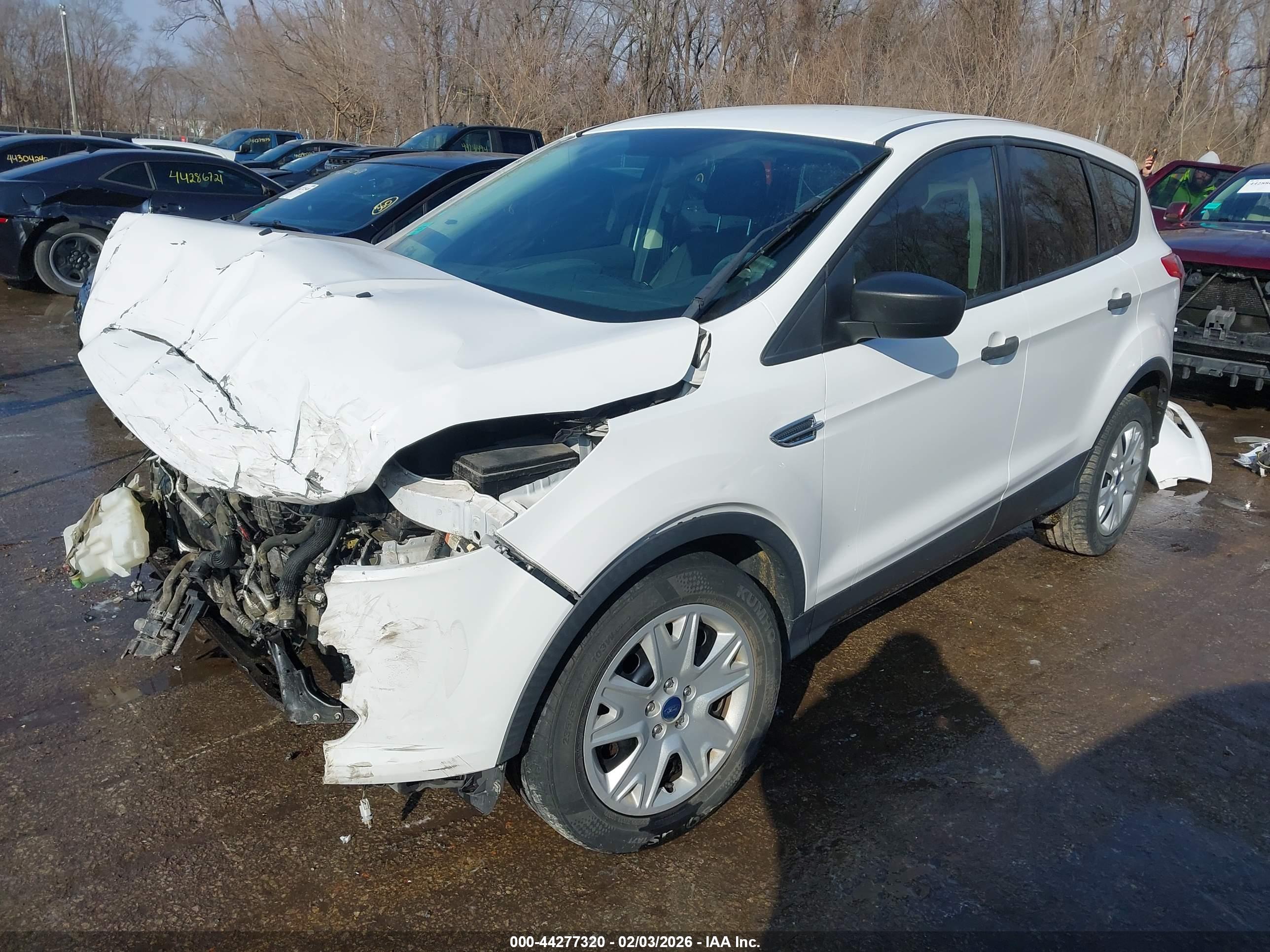 FORD ESCAPE image 2