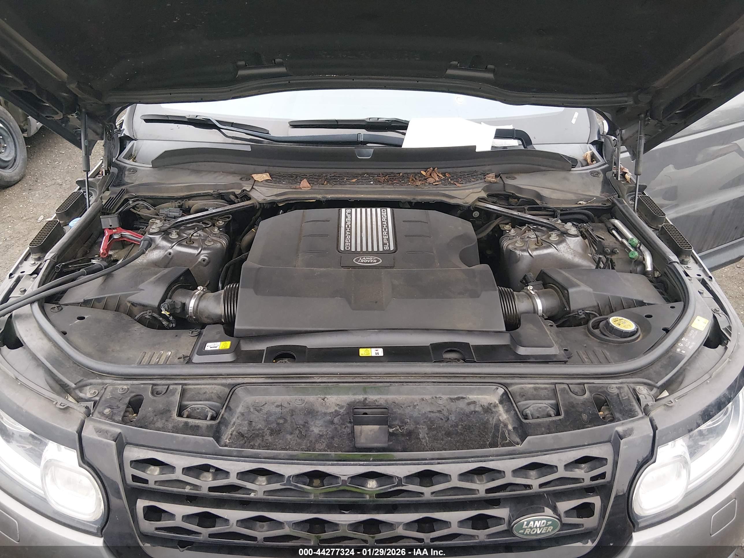 LAND ROVER image 10