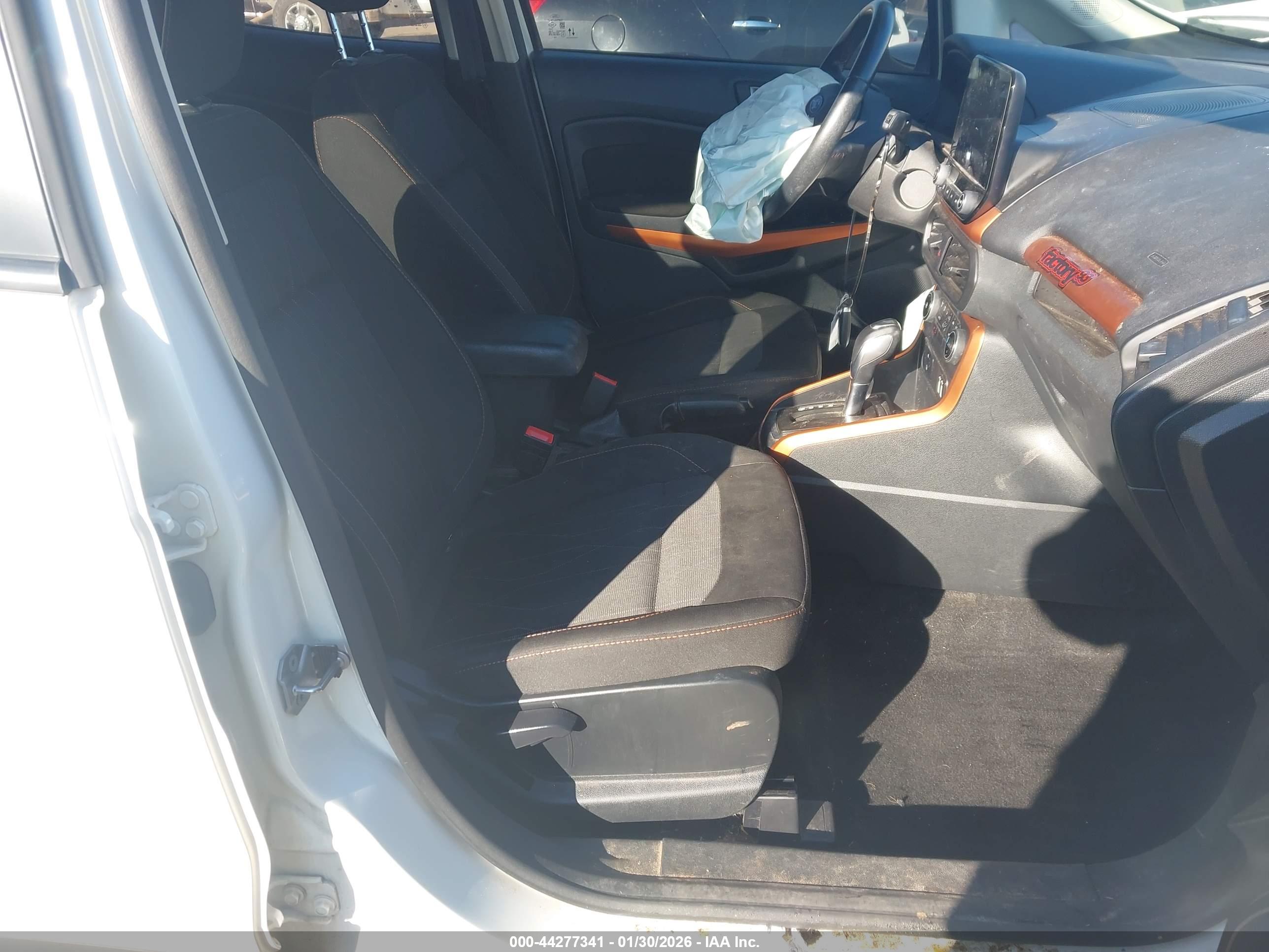 FORD ECOSPORT image 5