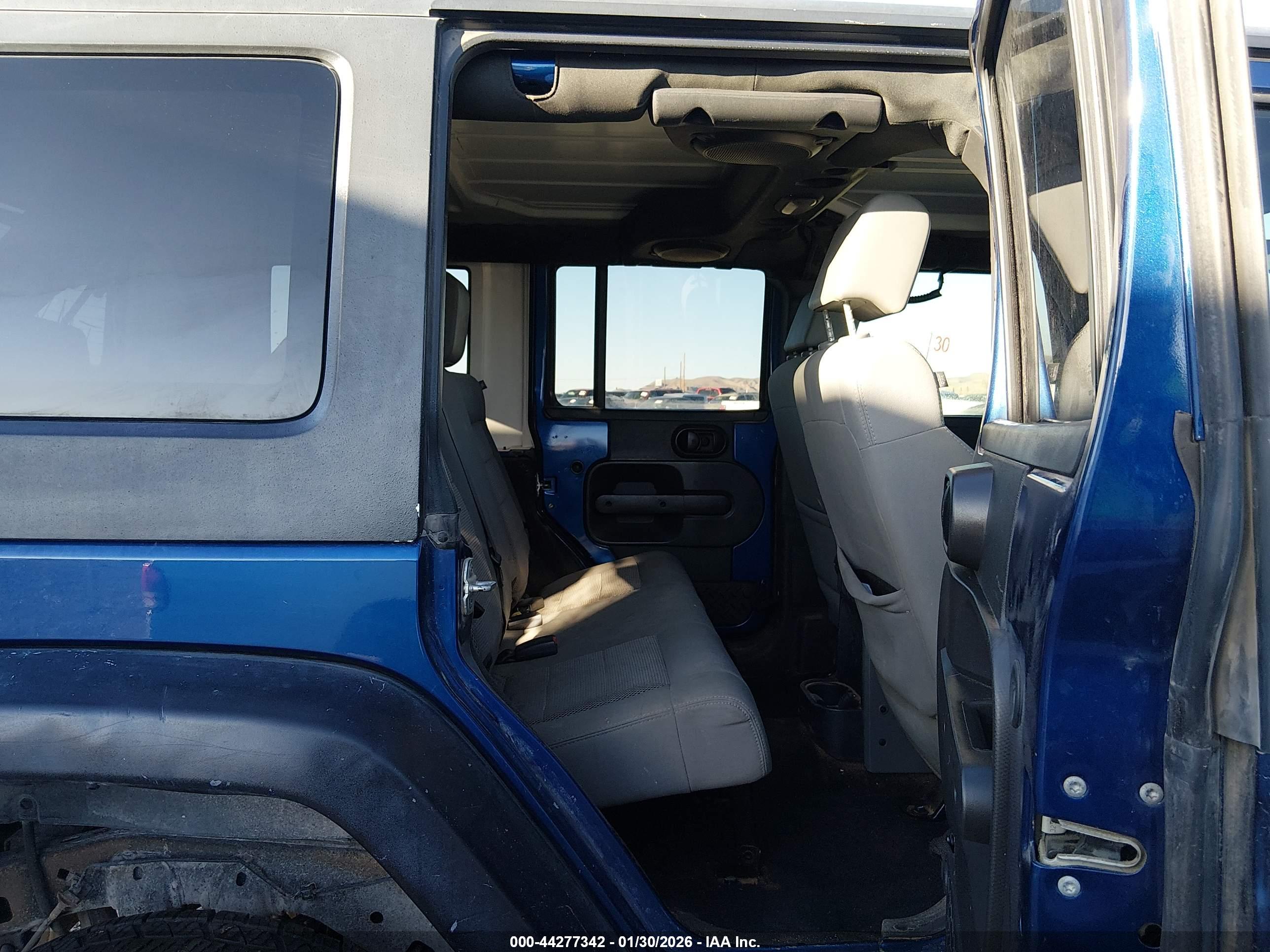 JEEP WRANGLER image 8