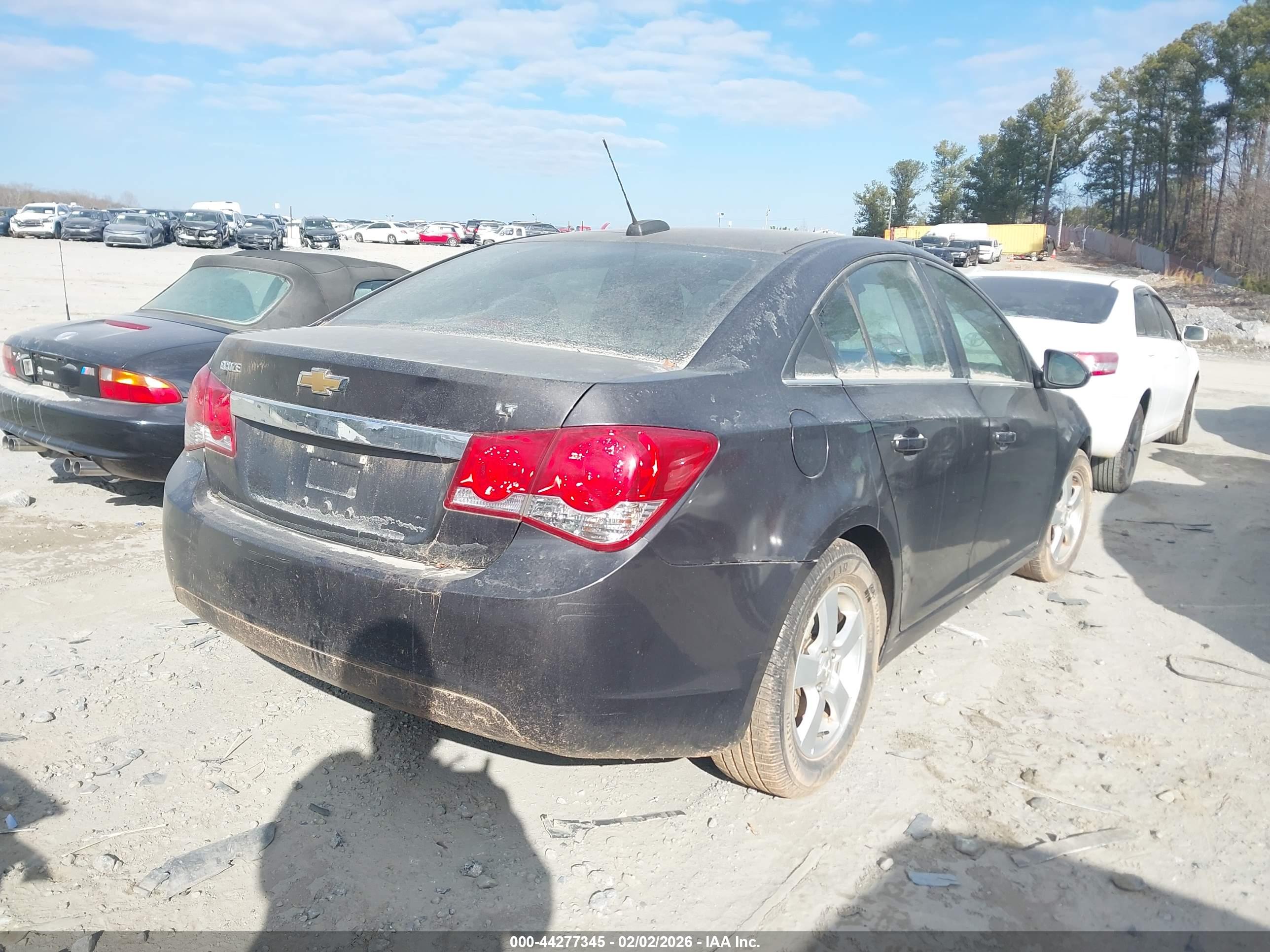 CHEVROLET CRUZE image 4