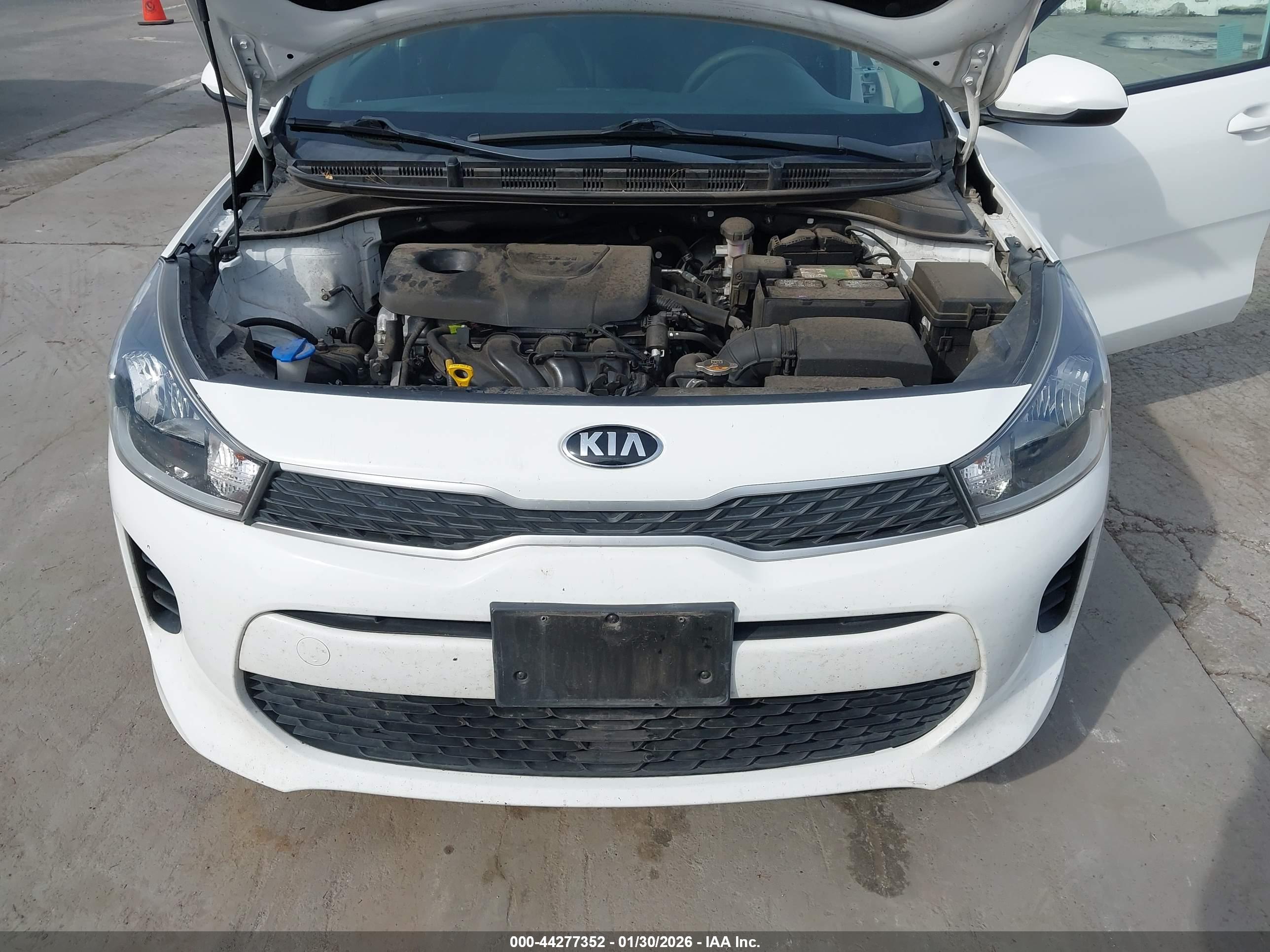 KIA RIO image 10