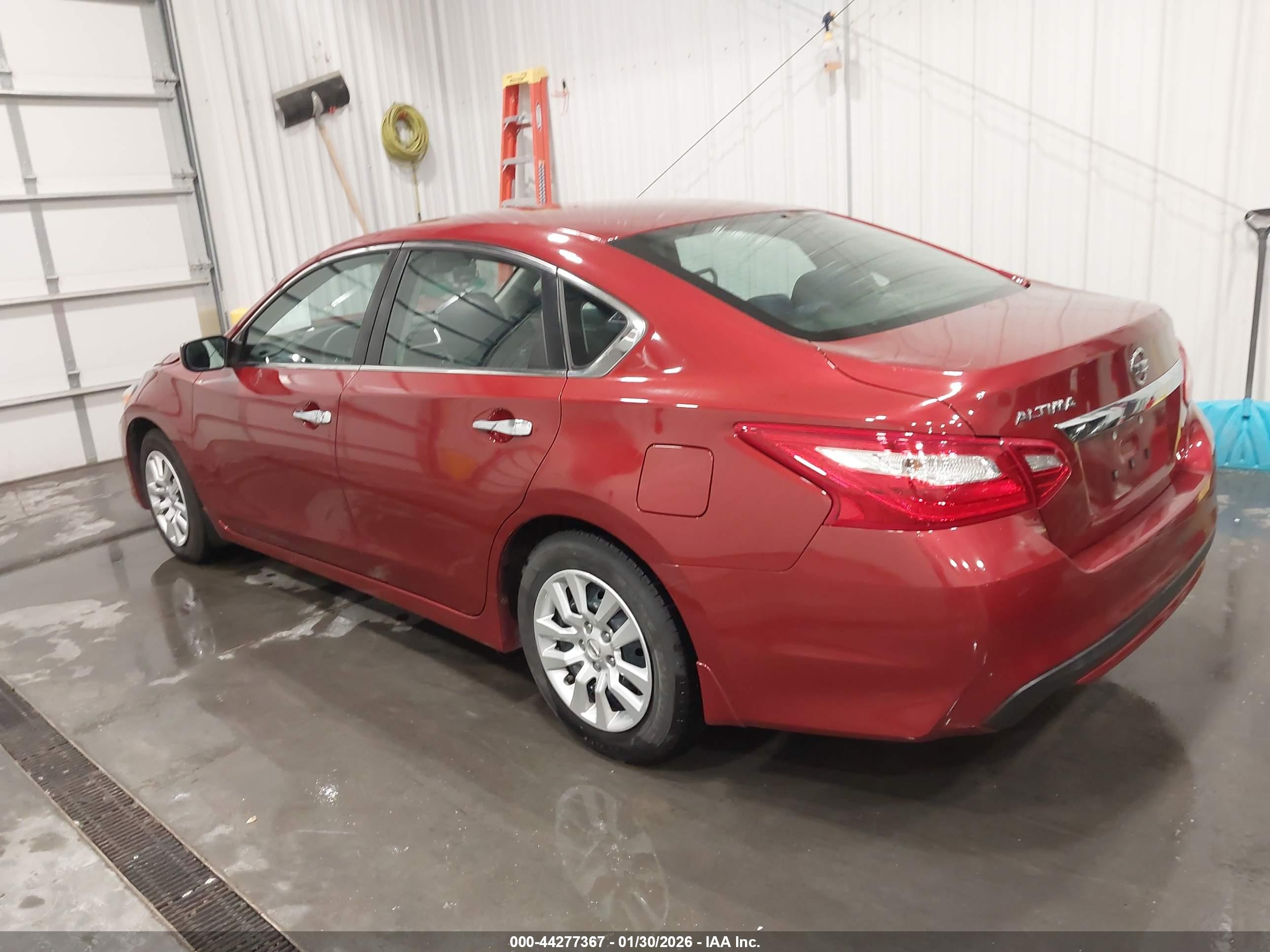 NISSAN ALTIMA image 3