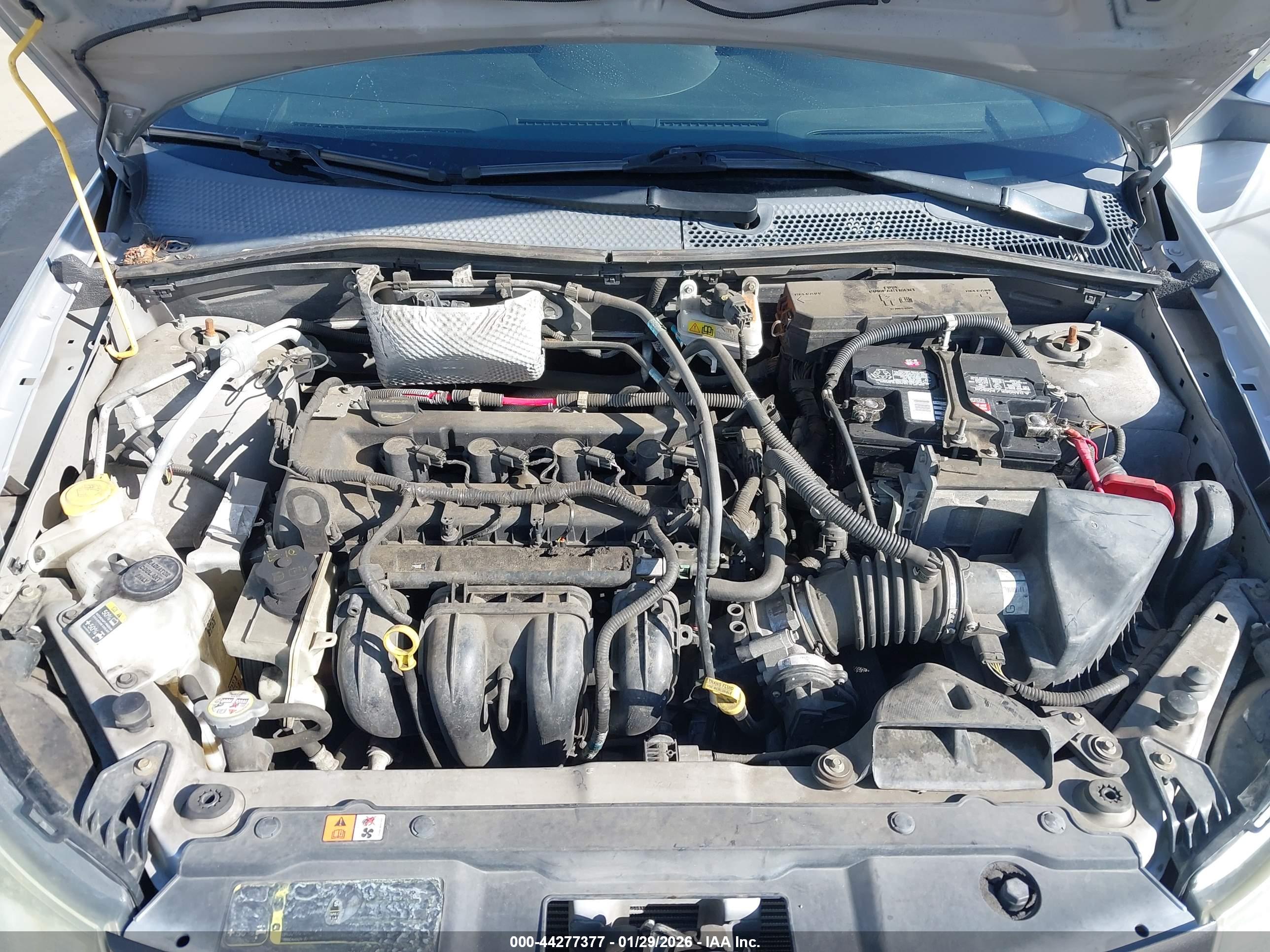 FORD FOCUS image 10